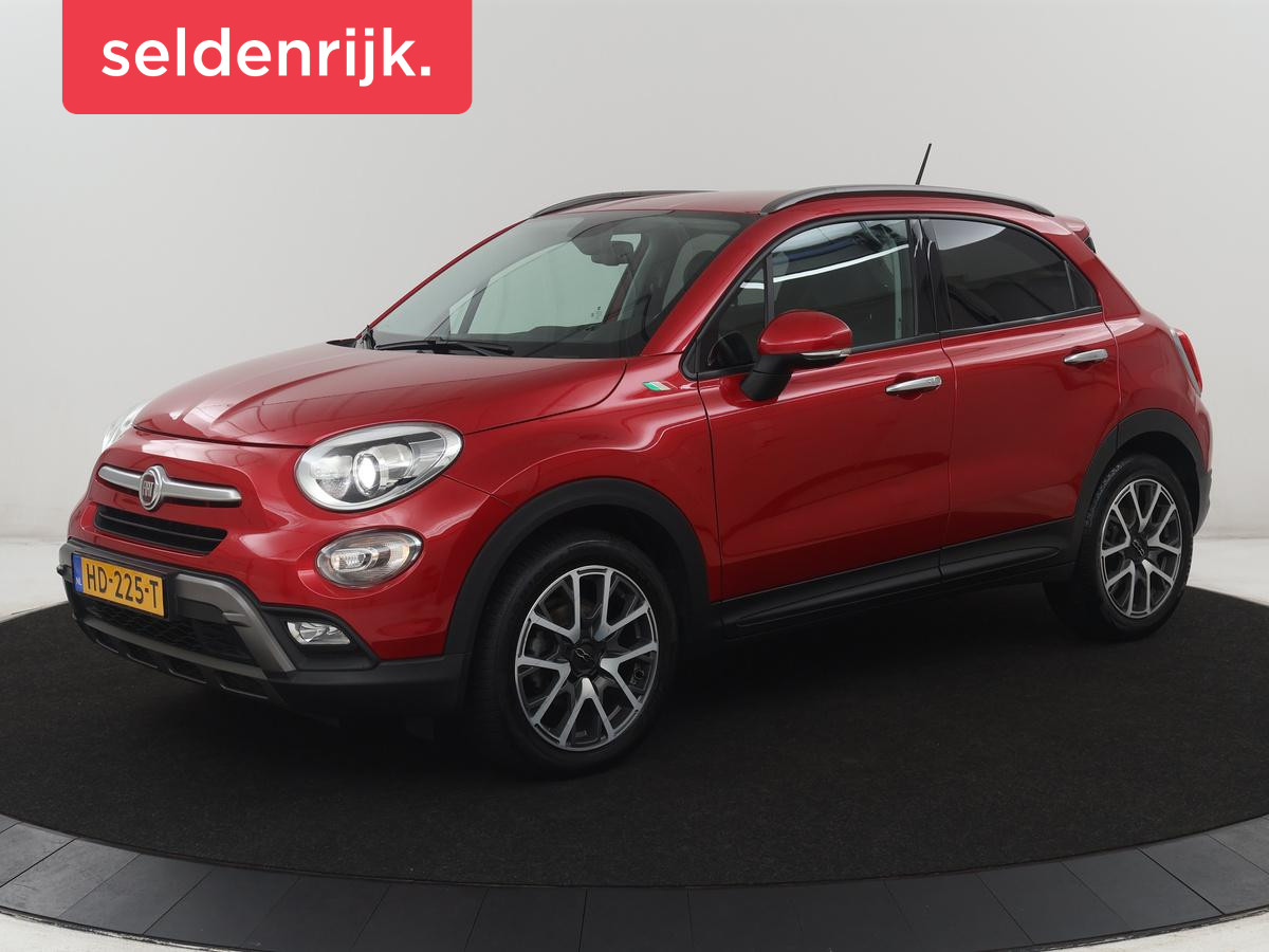 Fiat 500X 1.4 Turbo MultiAir Lounge | Leder | Trekhaak | Bluetooth | Climate control |