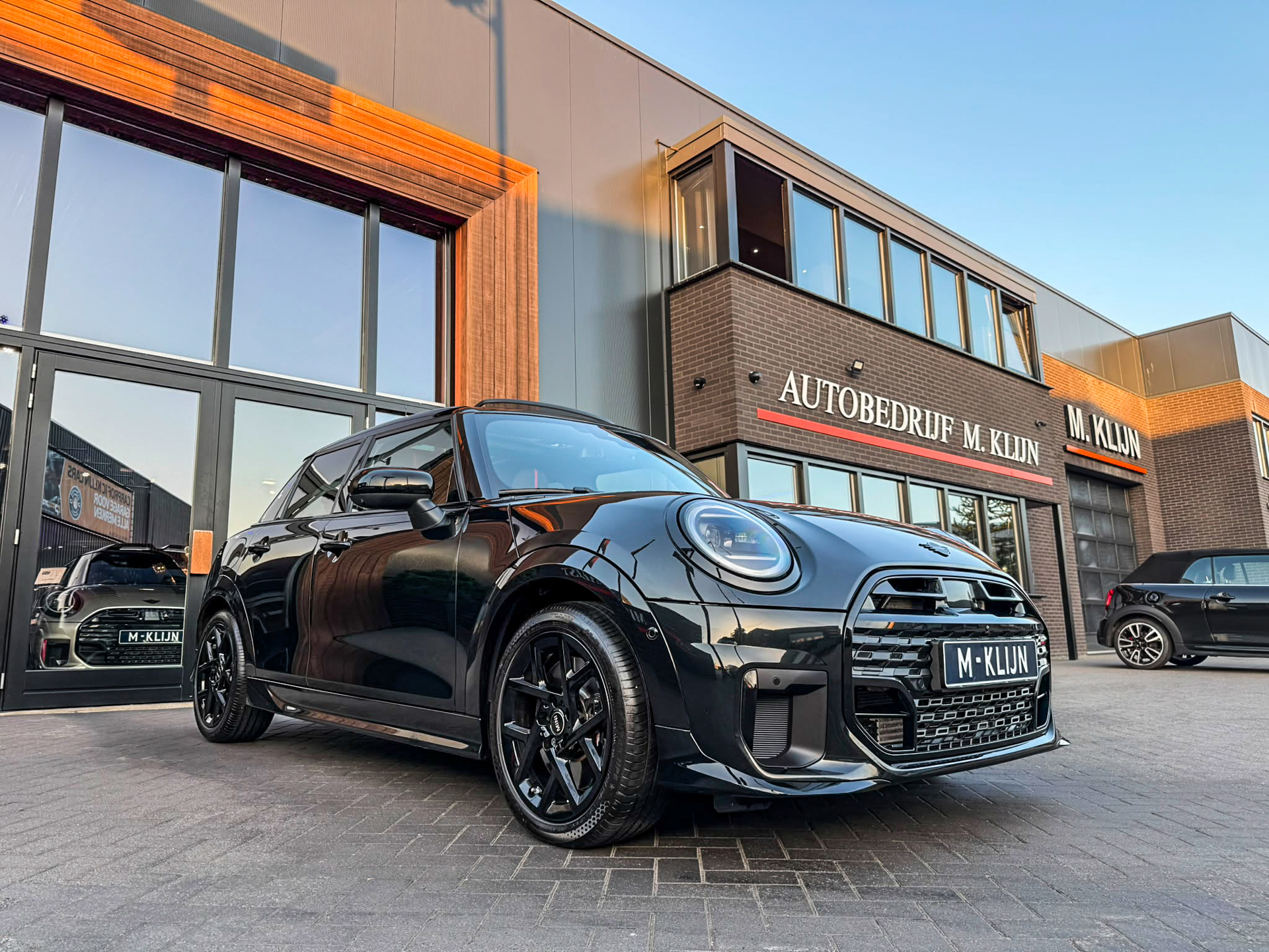 MINI 5-deurs 1.5 Cooper C John Cooper Works XL F1 aut/Pano/Memory/Massage/Hk/Btw