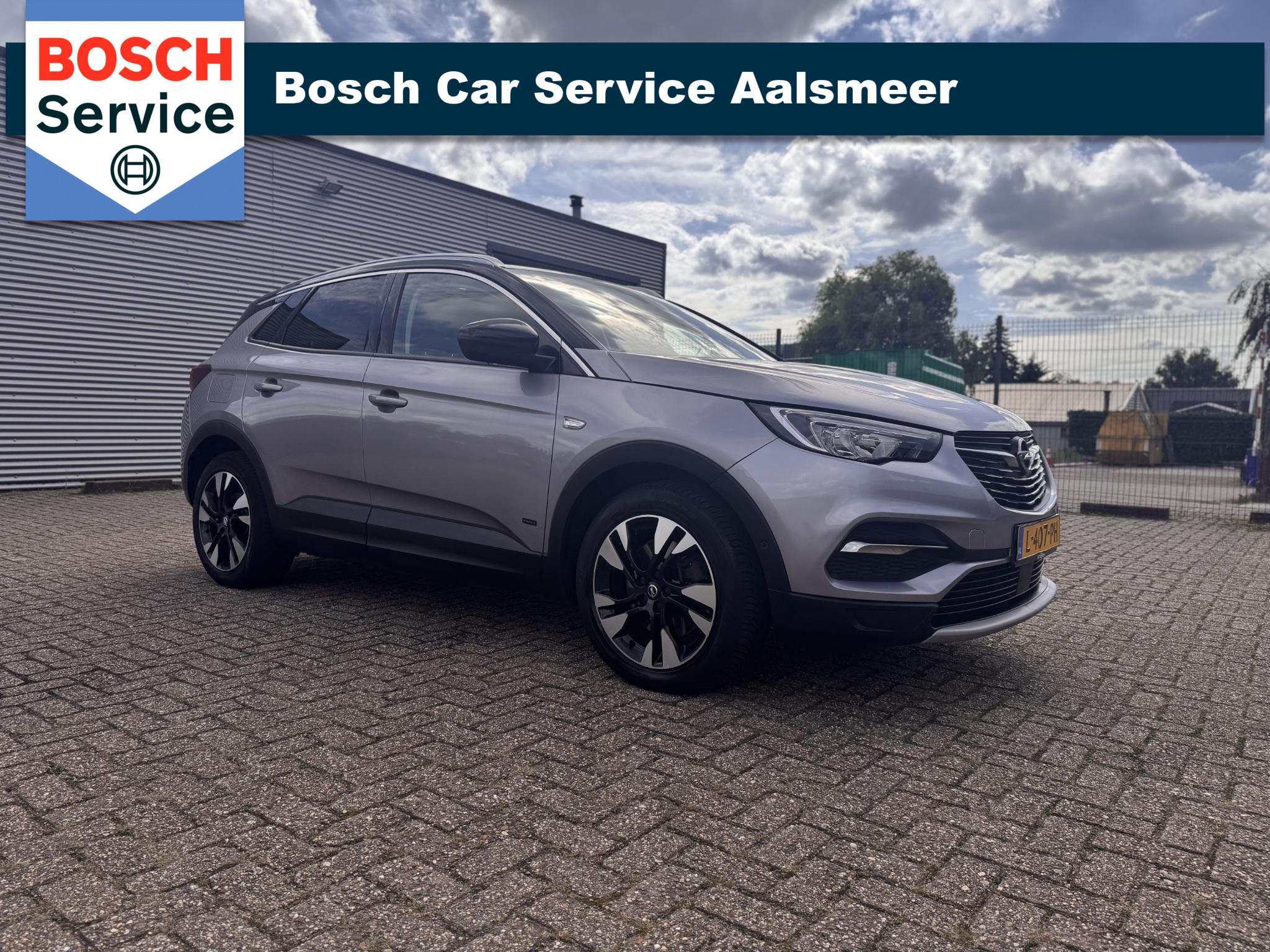Opel Grandland X 1.6 Turbo Hybrid4 Elegance