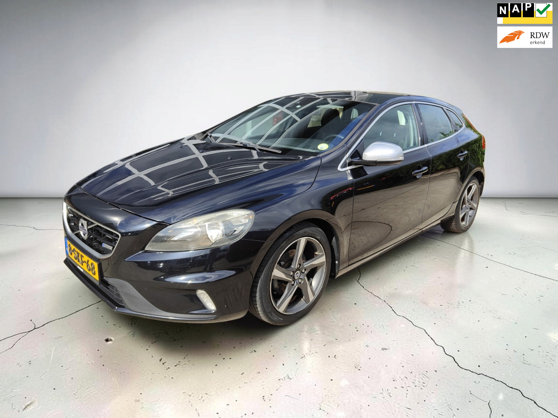 Volvo V40 1.6 D2 R-Design