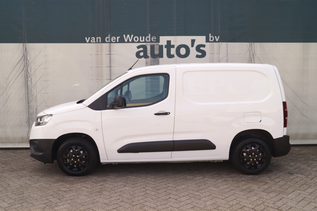 Toyota PROACE CITY 1.5 D-4D Professional -NAVI-3persoons-TREKHAAK-PDC-