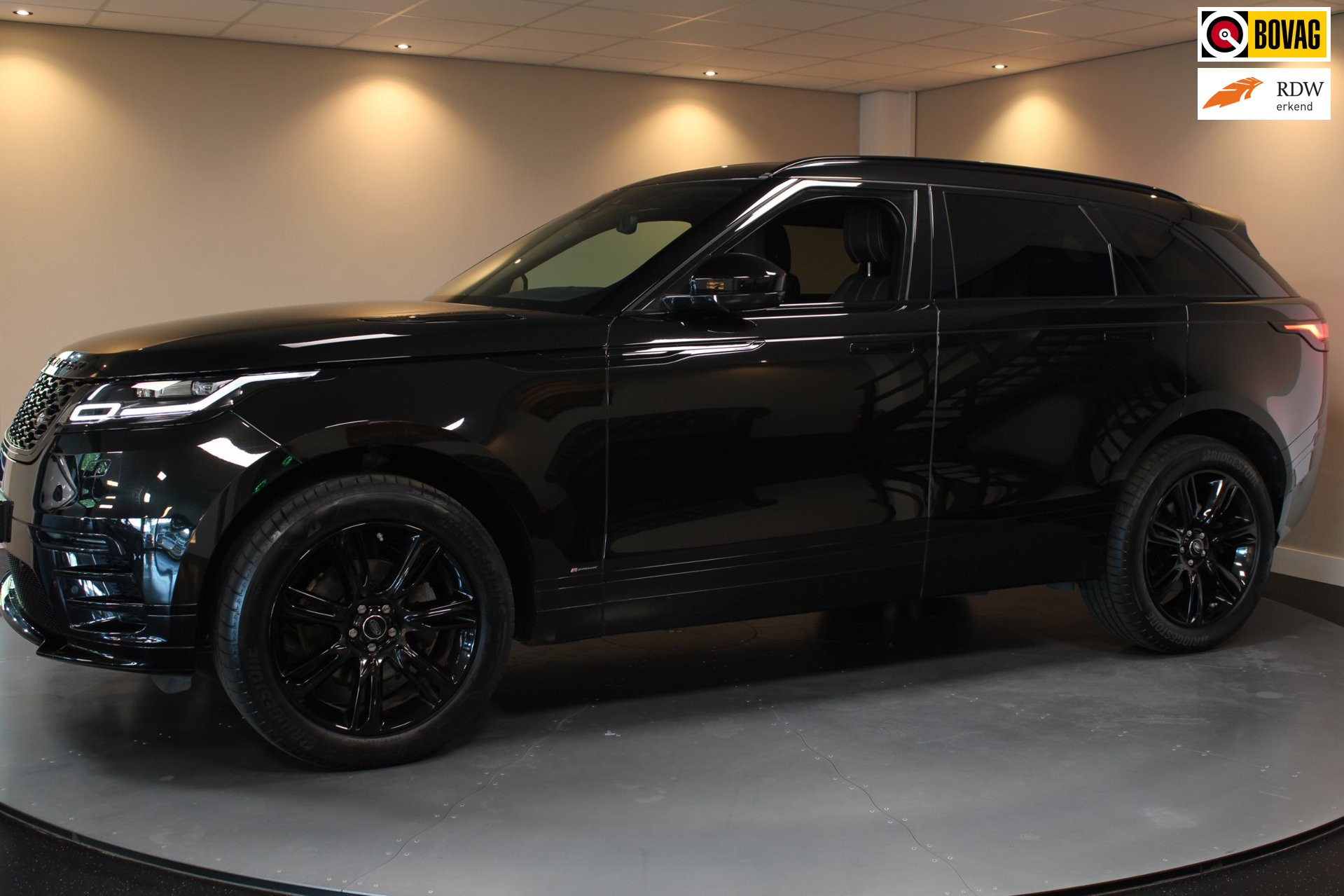 Land Rover Range Rover Velar 2.0 P250 Turbo AWD R-Dynamic HSE *Stuur/Stoelverw.* Carplay|Meridian|Memory|Camera|Full-Black