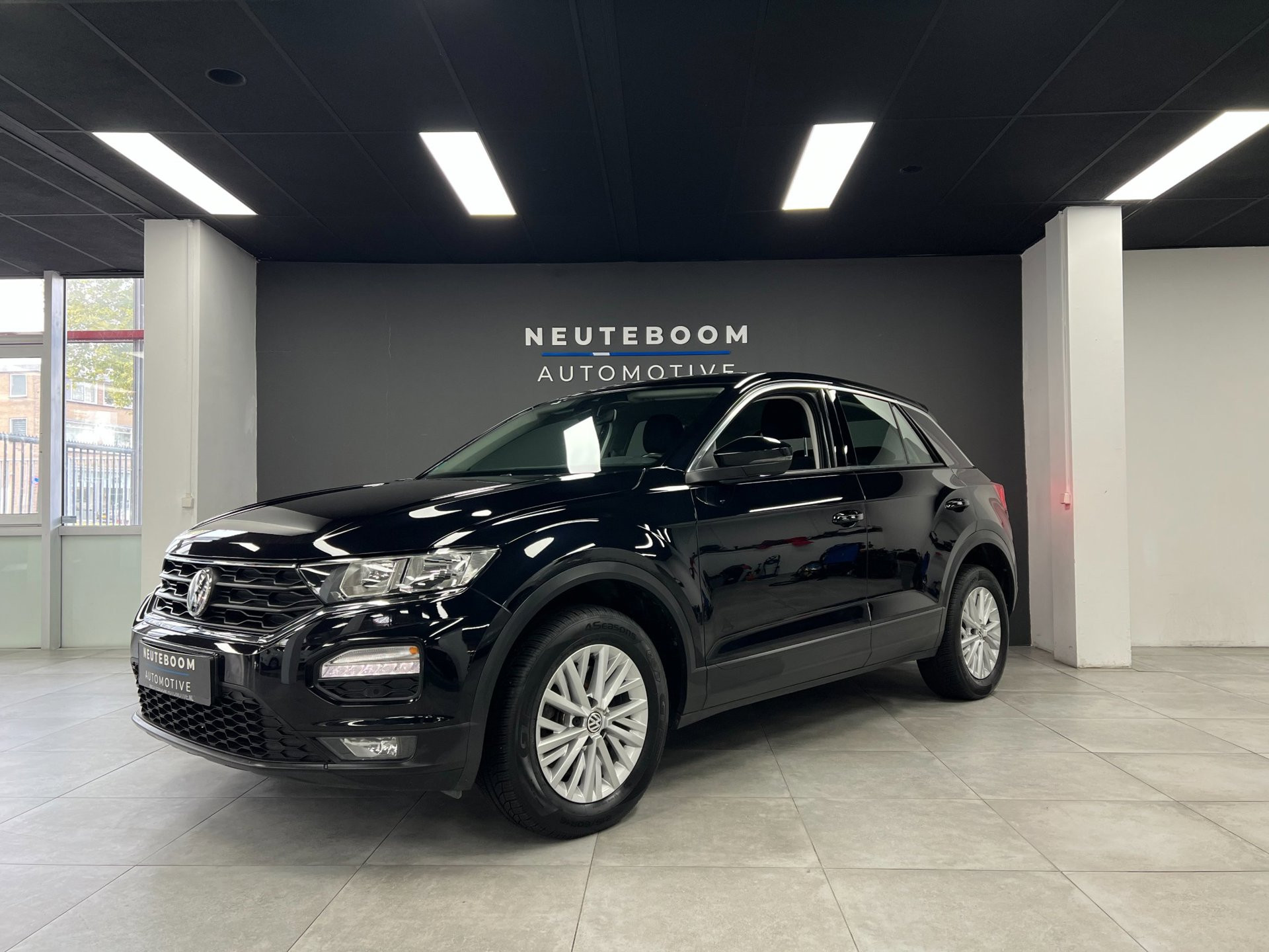 Volkswagen T-Roc 1.0 TSI | Stoelverw. | Clima | Carplay |