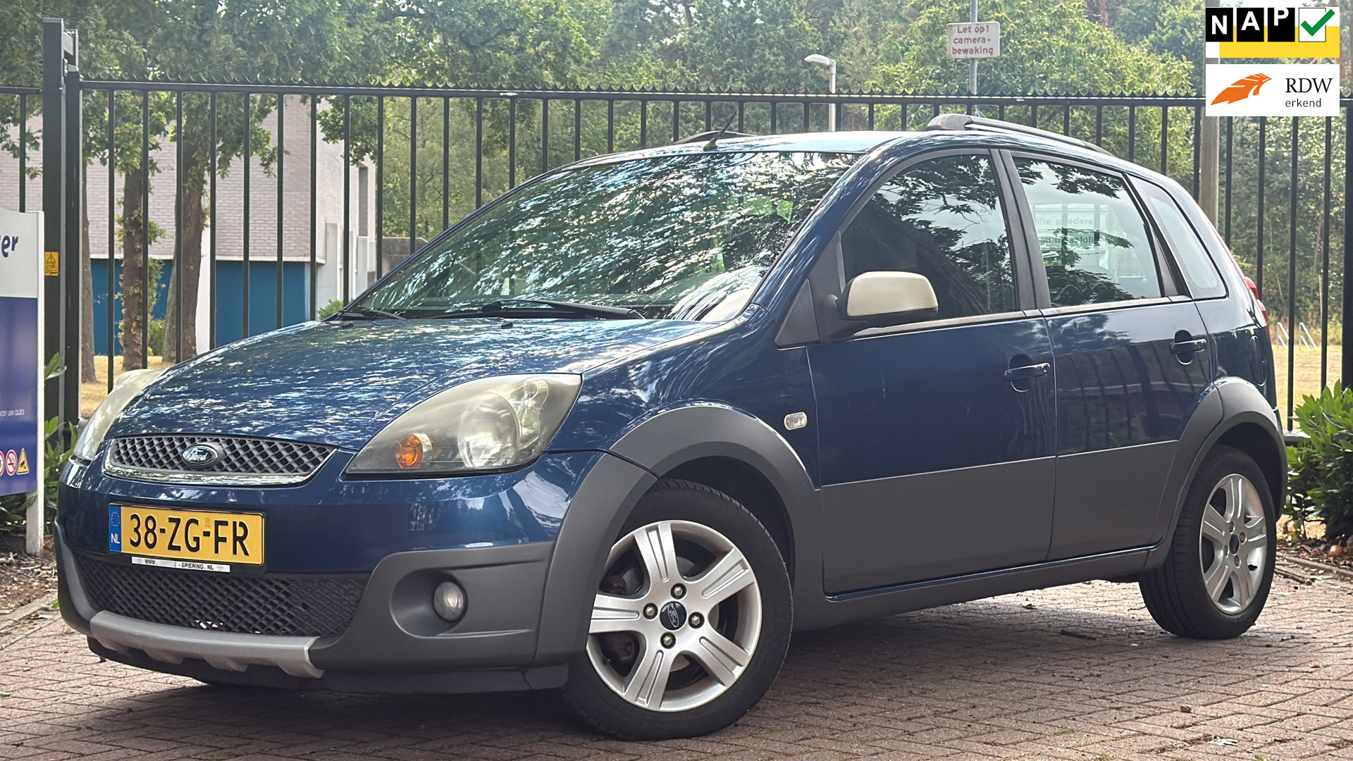 Ford Fiesta 1.4-16V Crossroad AIRCO/APK