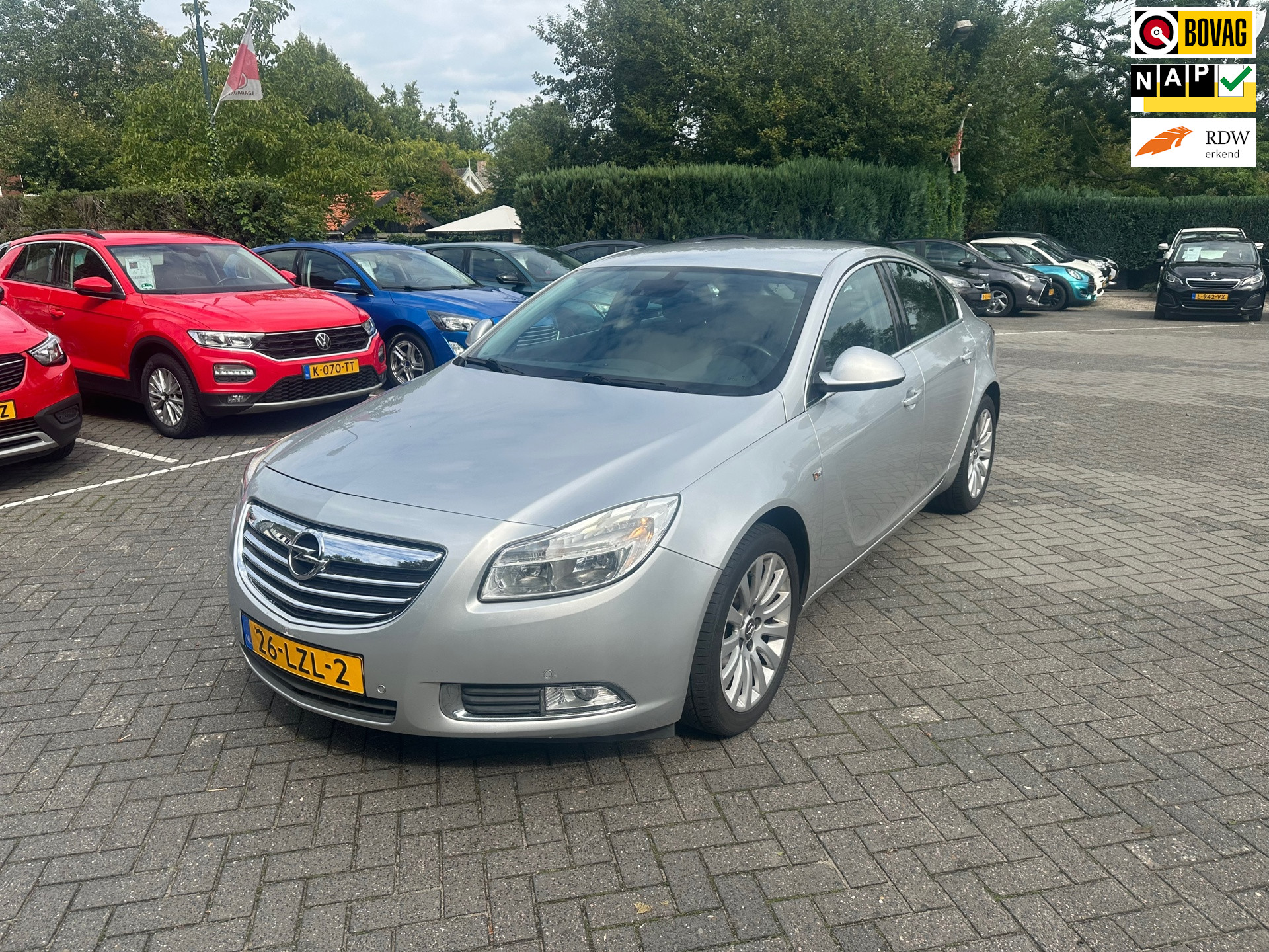 Opel Insignia 1.8 Business , navigatie , pdc voor en achter