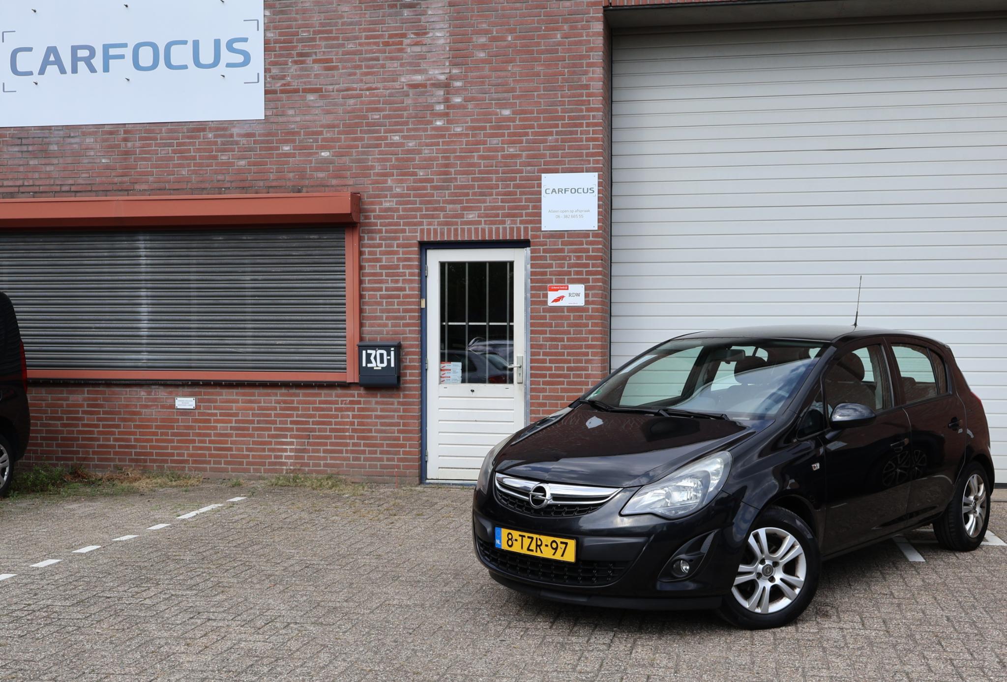 Opel Corsa 1.2-16V Business+