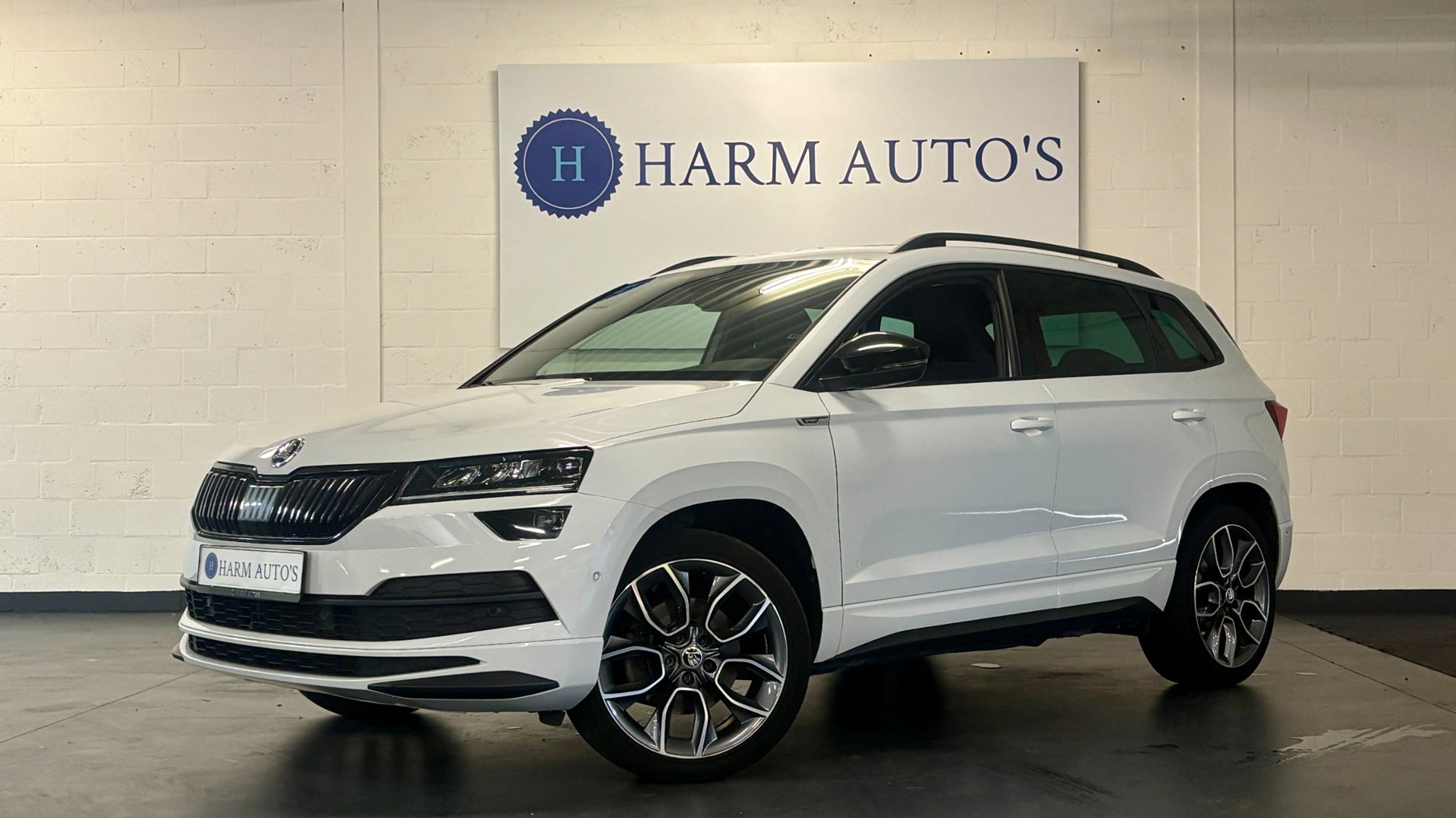 Škoda Karoq 2.0 TSI 4×4 Sportline 190pk DSG Pano/ Navi / CAM / Trekhaak / PDC