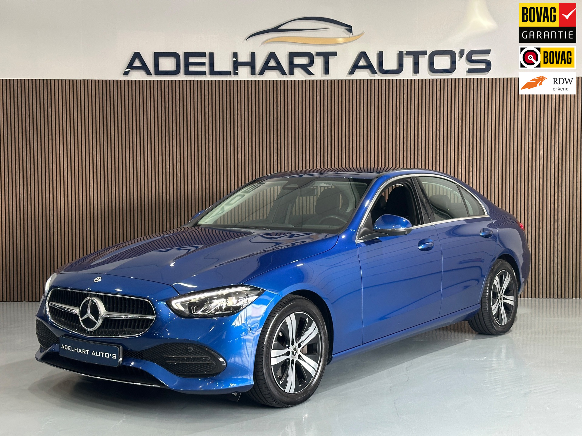 Mercedes-Benz C-Klasse 180 Luxury Line Automaat / Navigatie full map / 360 Camera / Cruise control / Lederen interieur / etc.