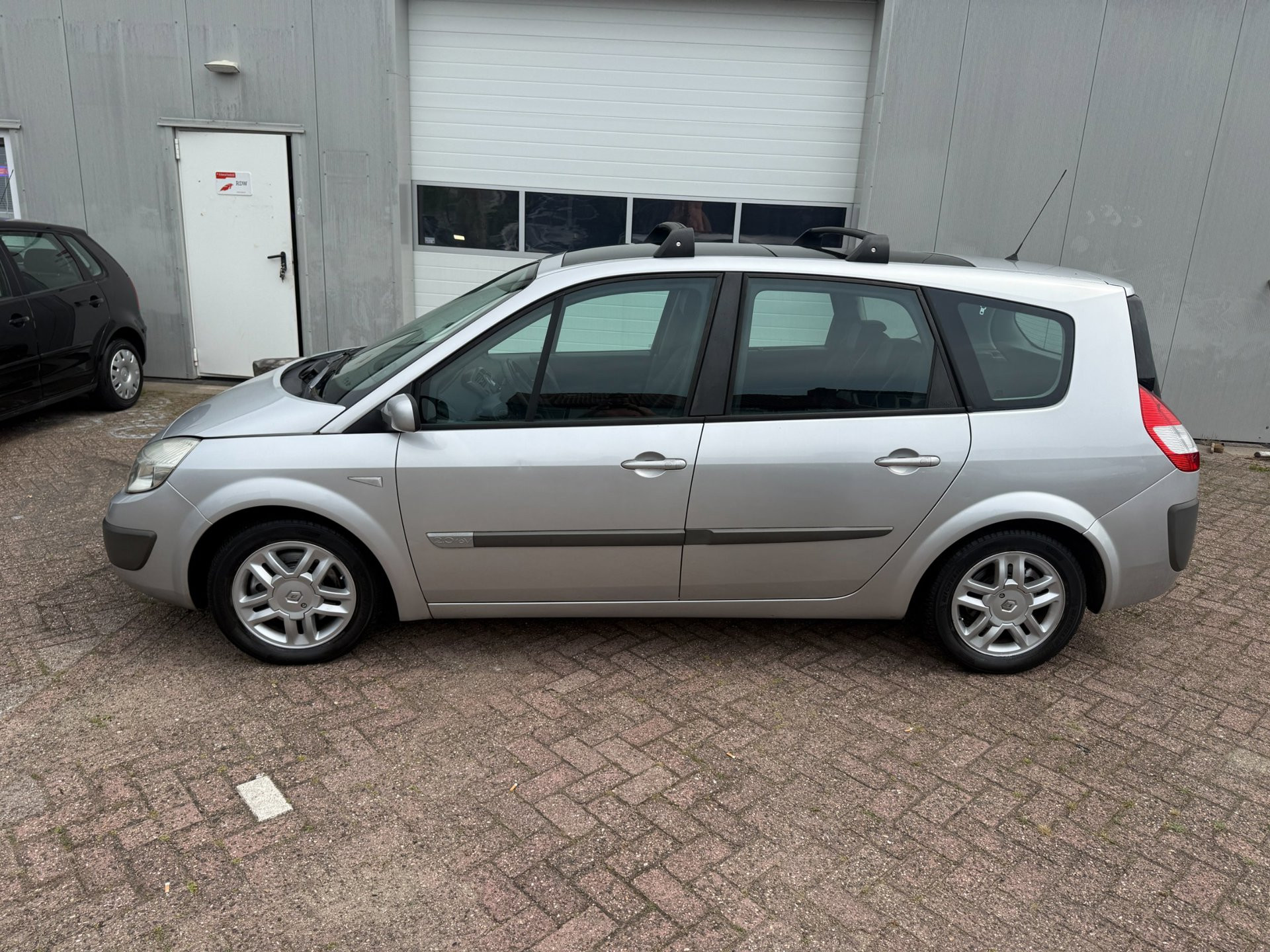 Renault Grand Scénic 2.0-16V Privilège Luxe