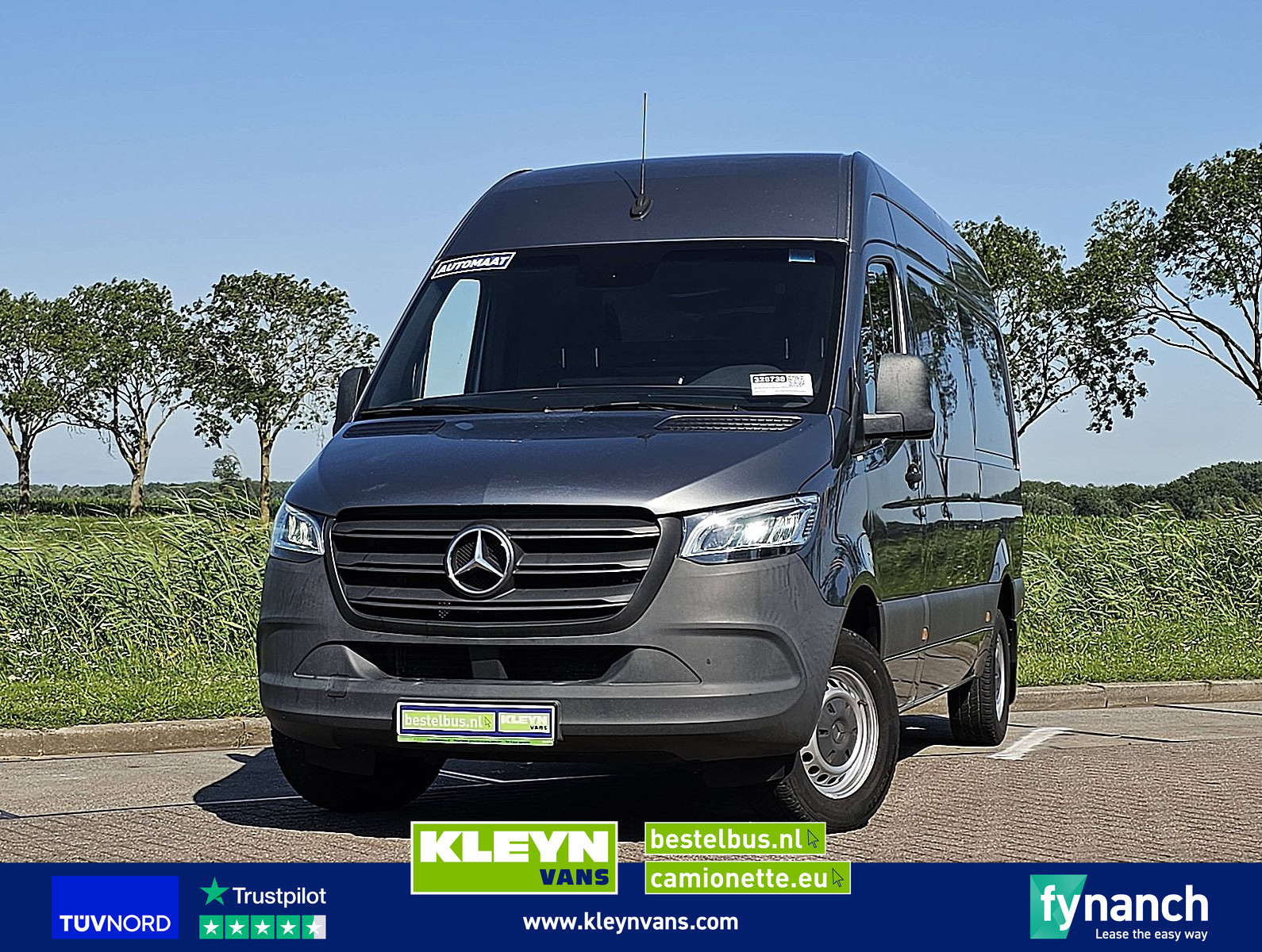 Mercedes-Benz Sprinter 317