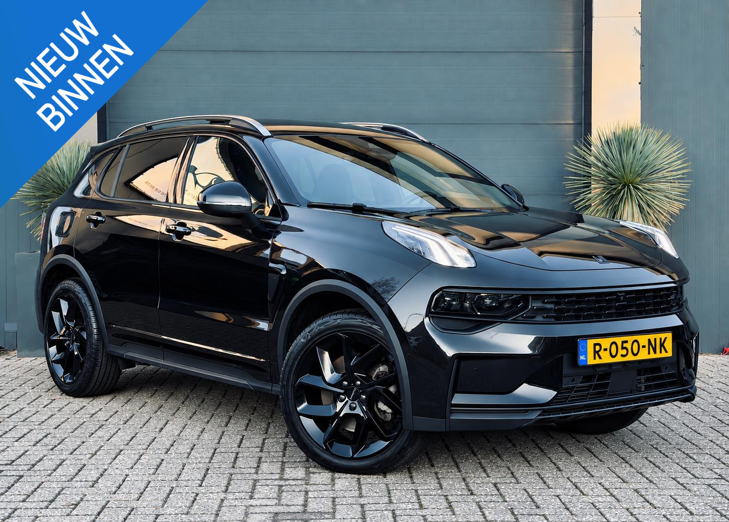 Lynk & Co 01 pano/Navi/Camera/BlacStyle