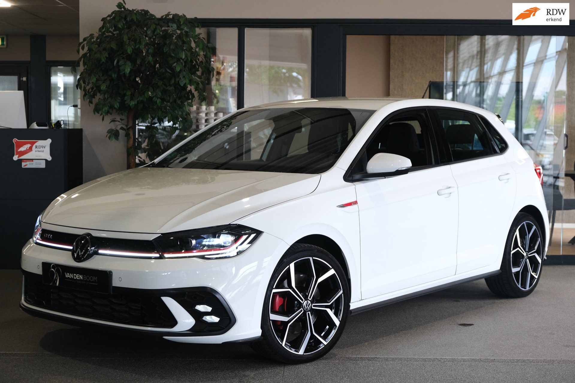 Volkswagen Polo 2.0 TSI GTI Facelift DSG 207PK IQ Matrix Led Virtual Faro 18″