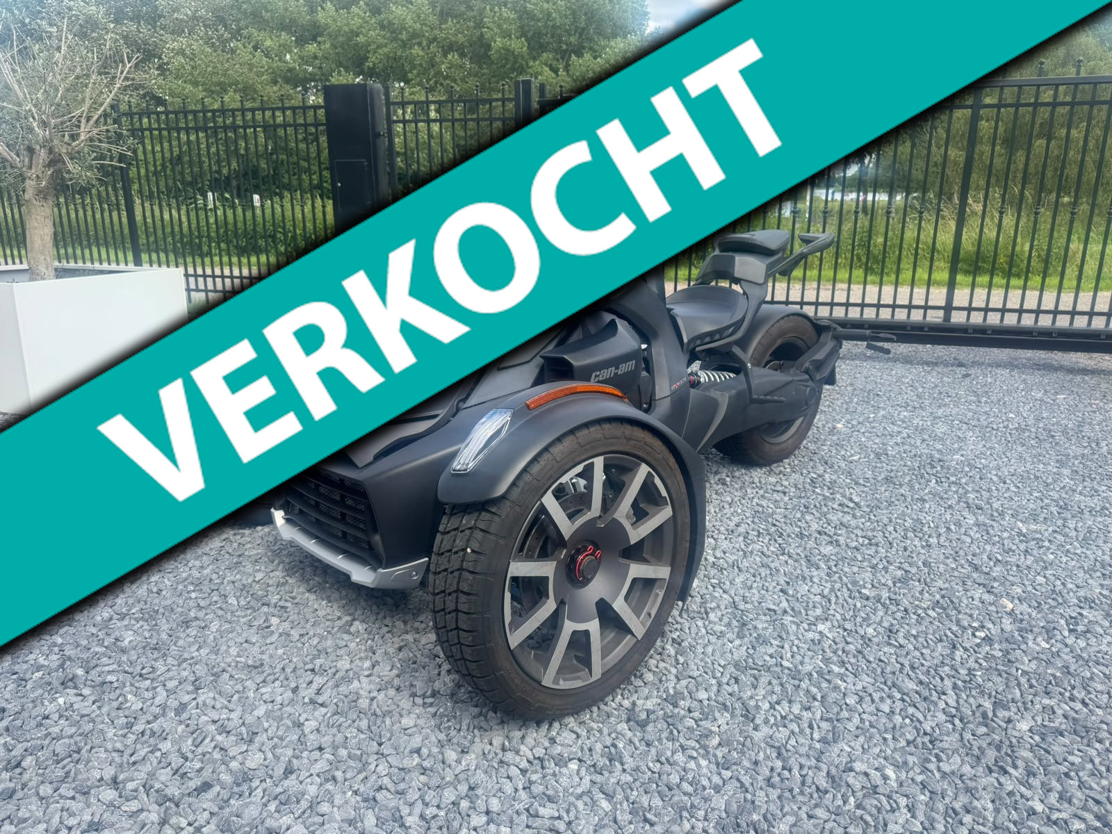 CAN-AM Tour Ryker 900 Rally