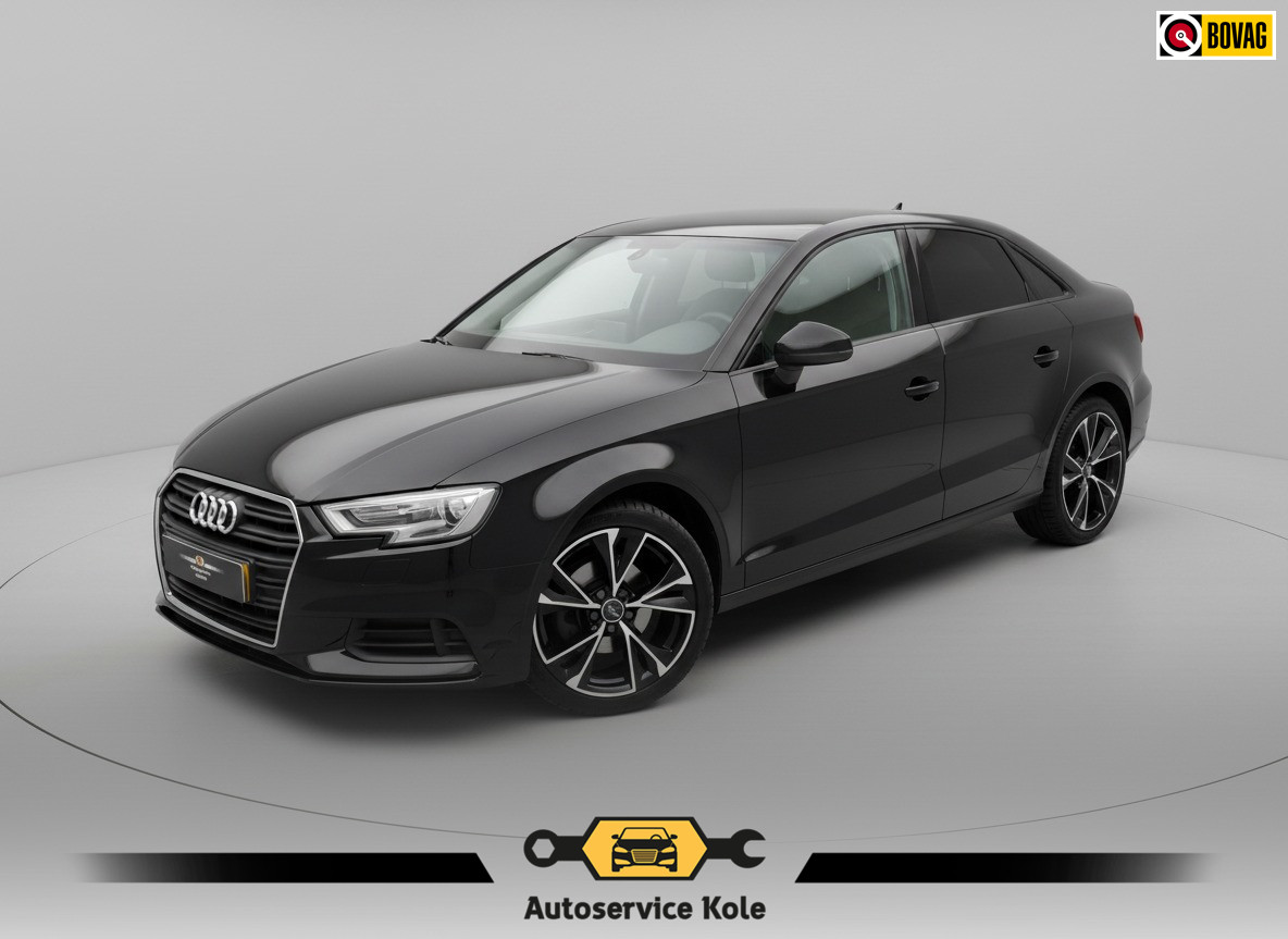 Audi A3 Limousine 30 TFSI Pro Line * Navigatiesysteem * Cruise Control * Parkeersensoren *