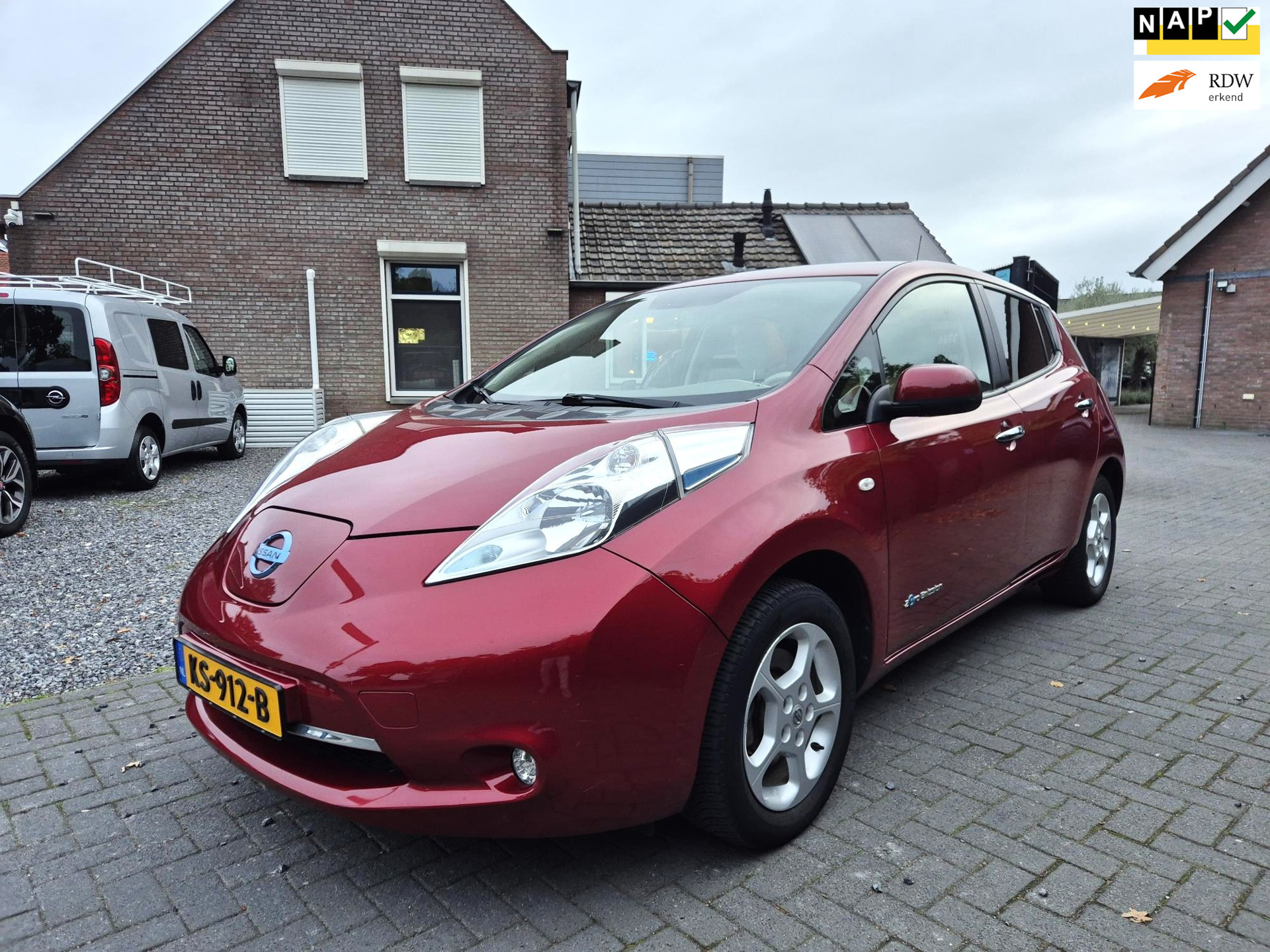 Nissan Leaf Acenta 30 kWh Automaat Navi Clima Cruise Trekhaak