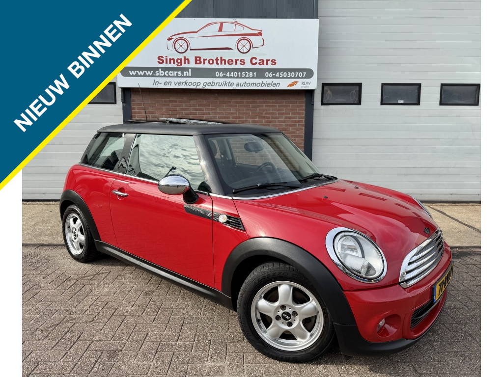 MINI 3-deurs 1.6 ONE. AIRCO CRUIS PANORAMA NAP INRUIL MOG!!