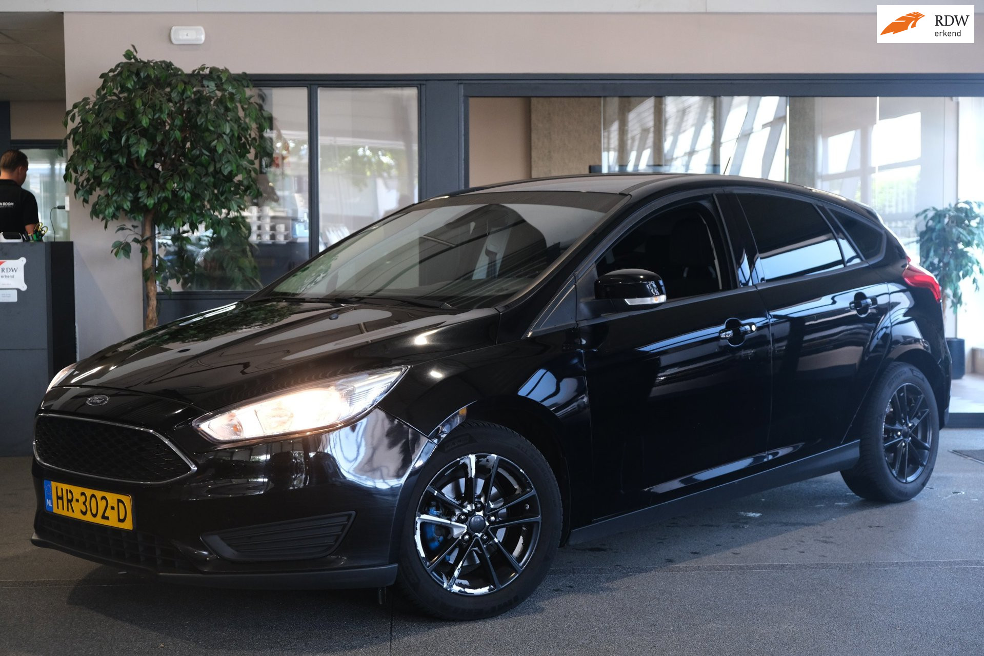 Ford Focus 1.0 Trend Edition 101PK Navi Airco PDC