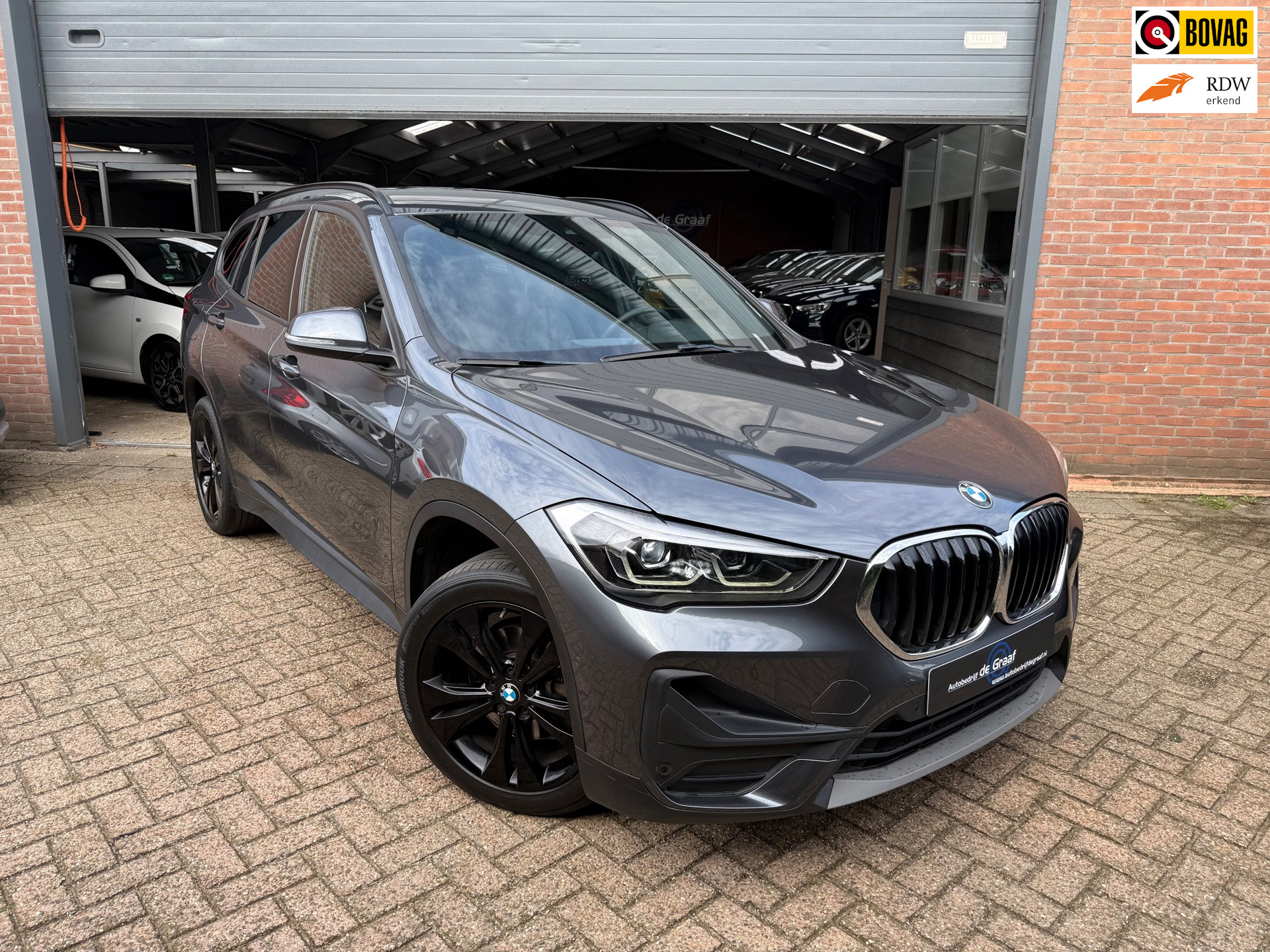 BMW X1 SDrive18i High Executive|FULL-LED/LEDER/H&KARDON|NAVI/CAMERA