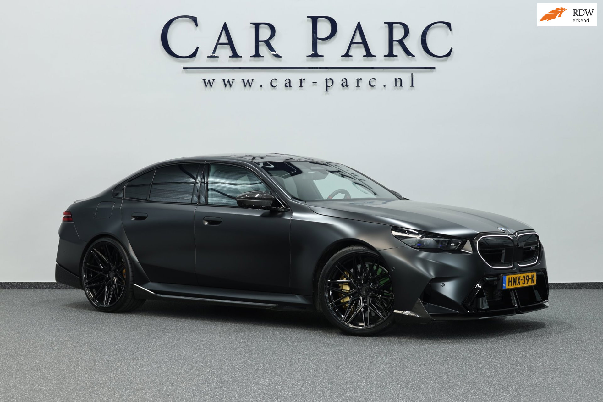 BMW 5 Serie M5 1000+PK BTW/AKRAPOVIC/FULL PPF XPEL/KERAMISCH/CARBON M-PERFORMANCE/EVENTURI/B&W/PANO/HUD/F.GARANTIE
