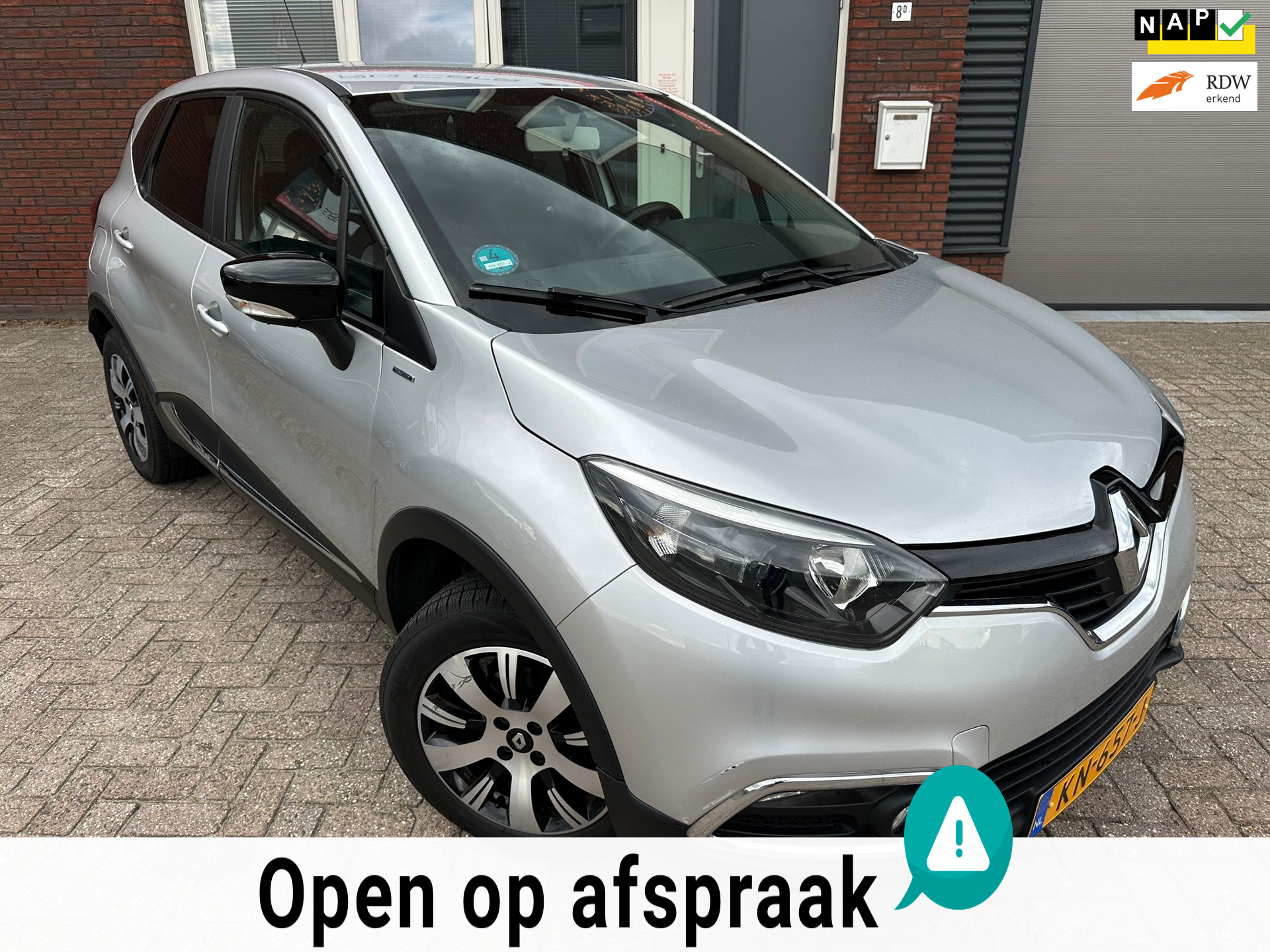 Renault Captur 0.9 TCe Limited / Navi / PDC / DAB / Airco / Cruise / NAP