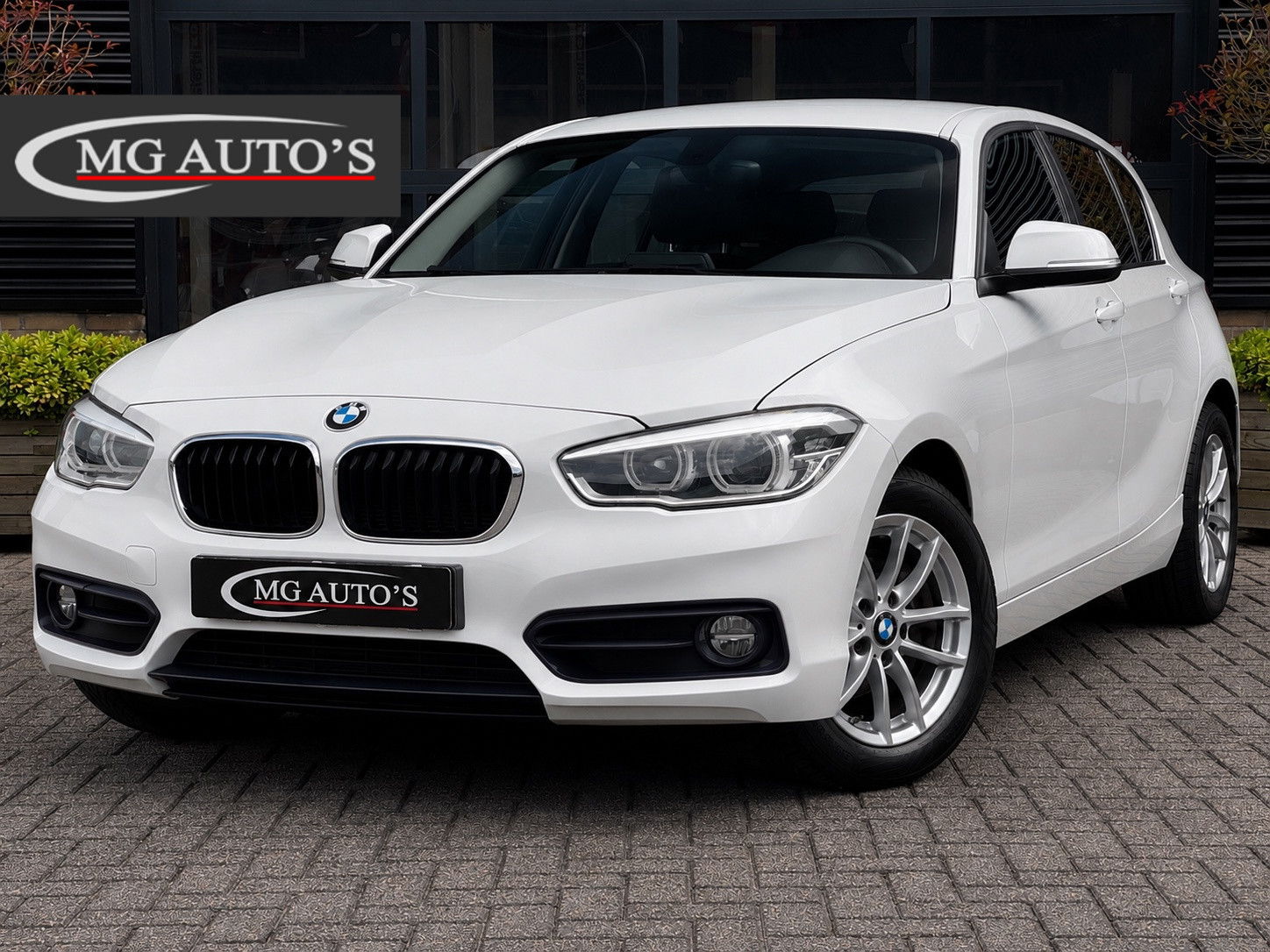 BMW 1-serie 118i Corporate Lease Executive | Sportline | Navigatie | Cruise Control | Climate Control | Parkeersensoren