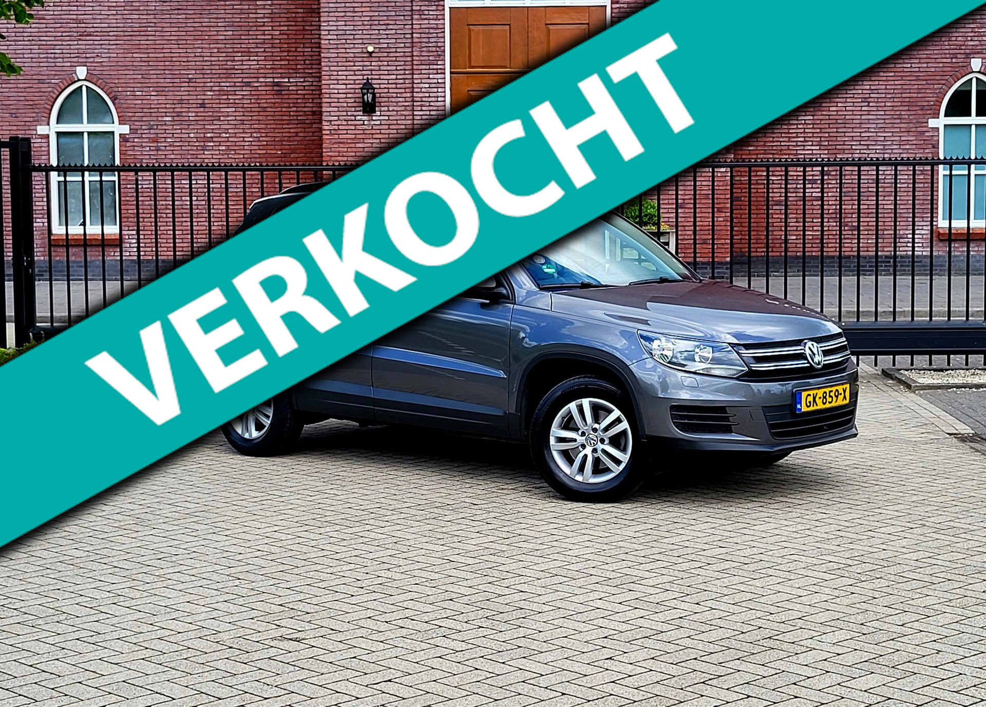 Volkswagen Tiguan 1.4 TSI Sport&Style / 1e Eigenaar / Trekhaak / Dealer onderhouden / Nap
