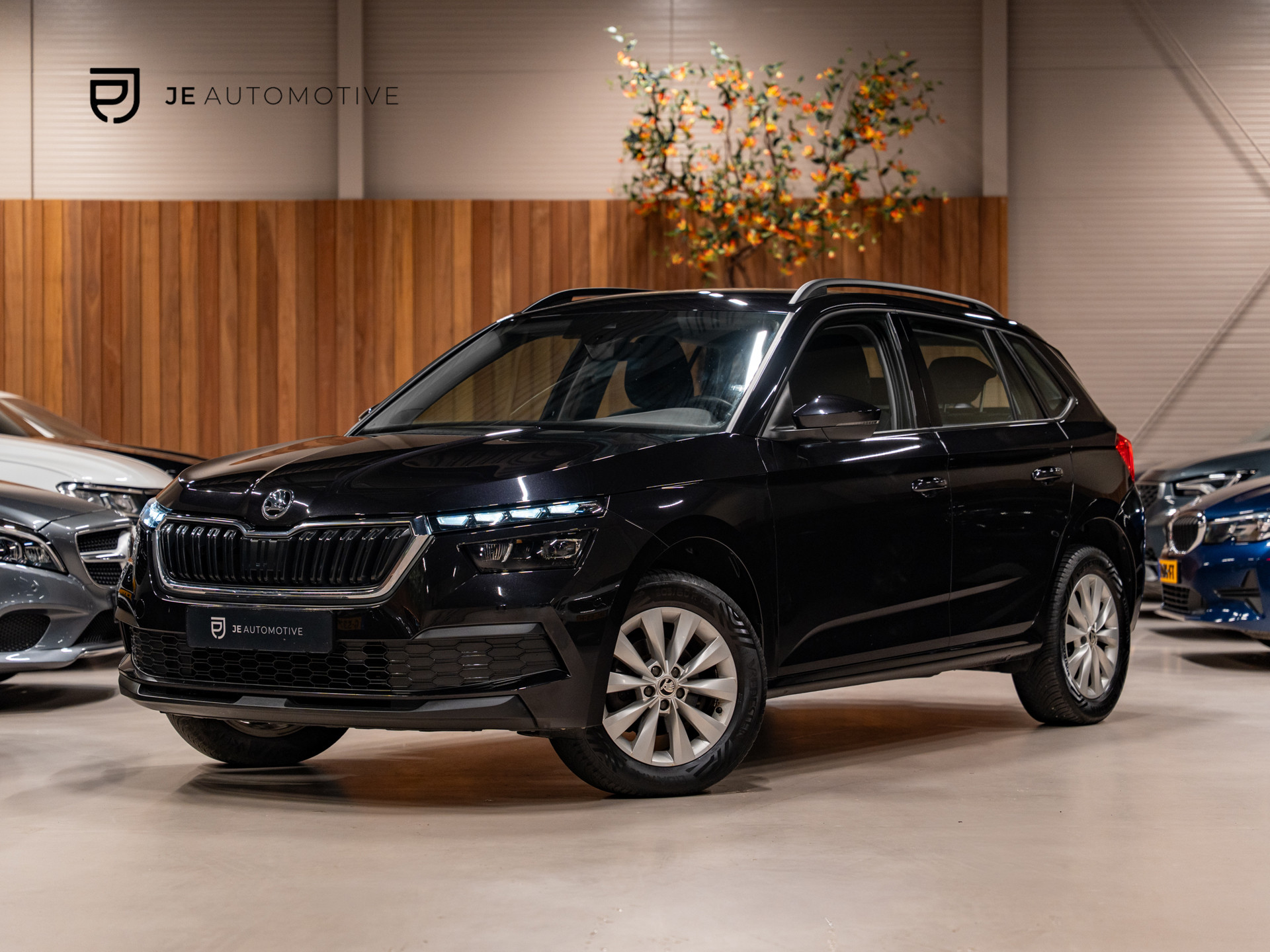Škoda Kamiq 1.0 TSI Business Edition DSG, Apple Carplay, Android Auto, ACC, Voll Led, PDC, Volledig Onderhouden