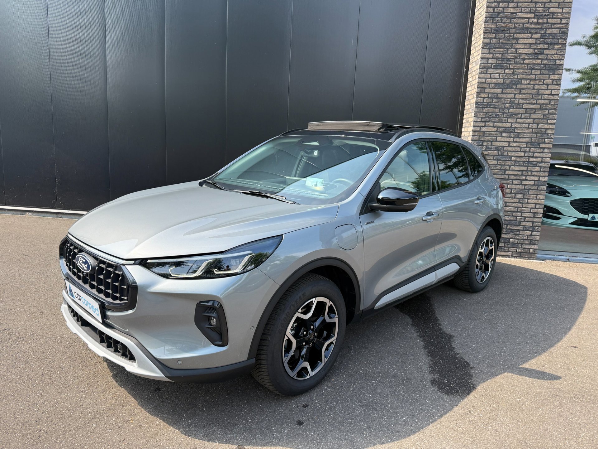 Ford Kuga 2.5 PHEV Active X Panorama, HUD, Winter, 360 gr camera, PDC, Elk klep etc. etc.