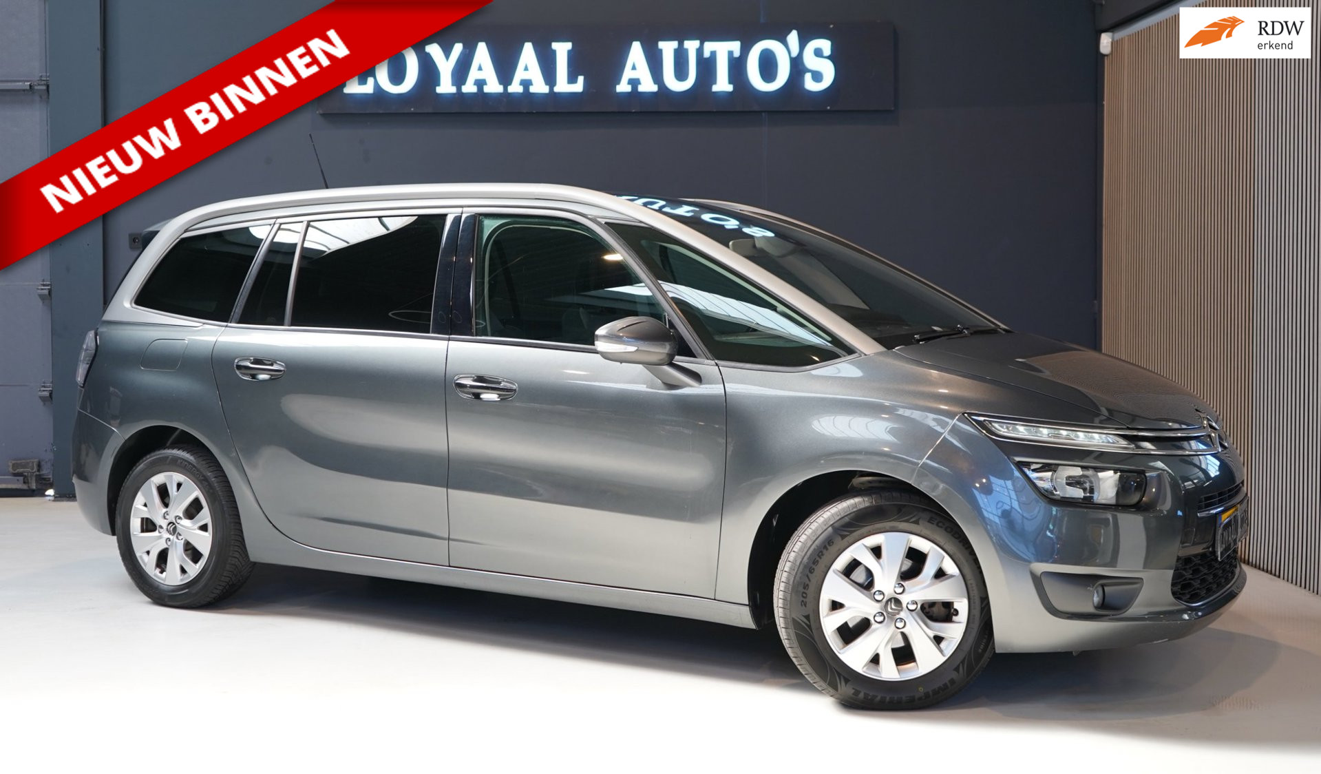 Citroën C4 Picasso 1.2 PureTech Selection | AIRCO | CRUISE | TREKHAAK | PDC | GLAZEN DAK | APK.