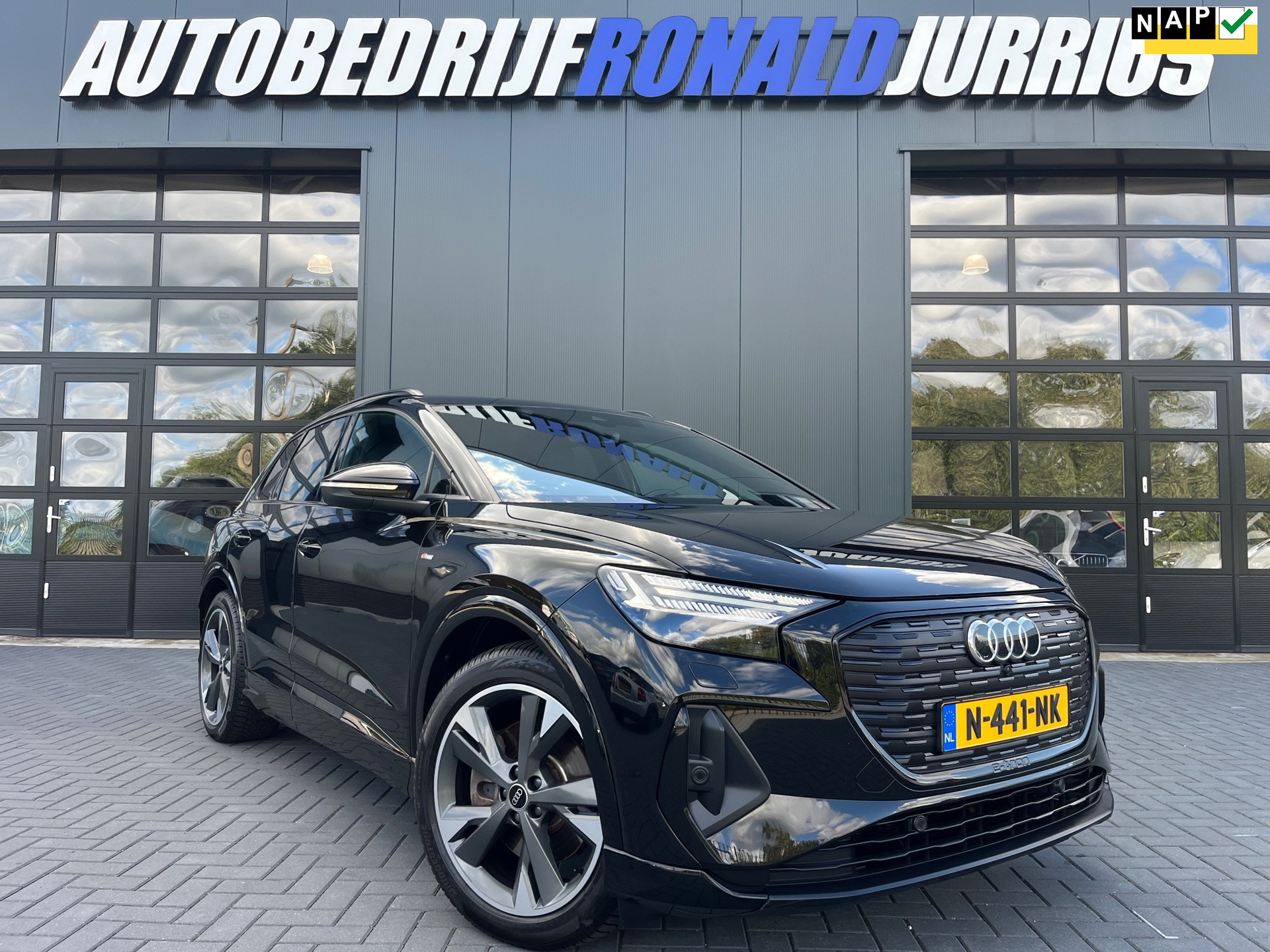 Audi Q4 e-tron 40 Launch edition S-Line Competition 77 kWh NL.Auto/SOH 95.5%/20Inch/Full led/Leder/1Ste Eigenaar
