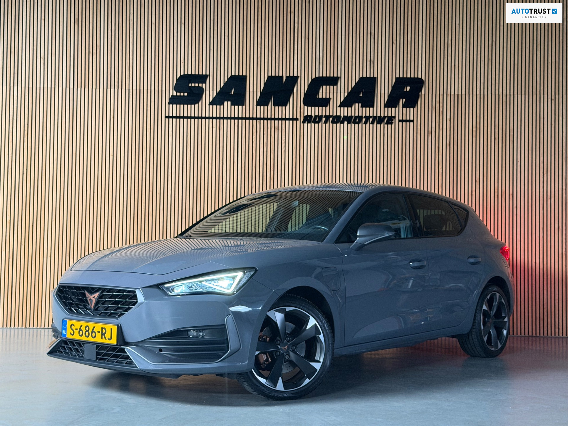 CUPRA Leon 1.4 e-Hybrid VZ Business CRUISECONTROL|AMBIENT|APPLE CARPLAY/ANDROID|MATRIX|