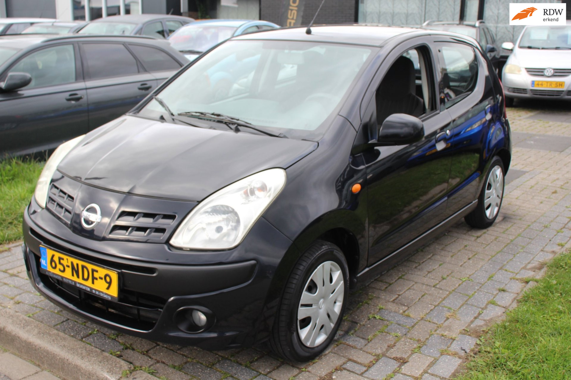 Nissan Pixo 1.0 Look 5-Deurs Airco Elec pakket Trekhaak NAP APK Zwart