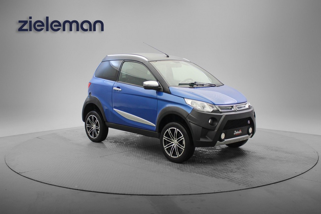 Aixam Crossover Premium – 2019 – 6.704 Km – Leer, PDC, Lichtmetalen Velgen