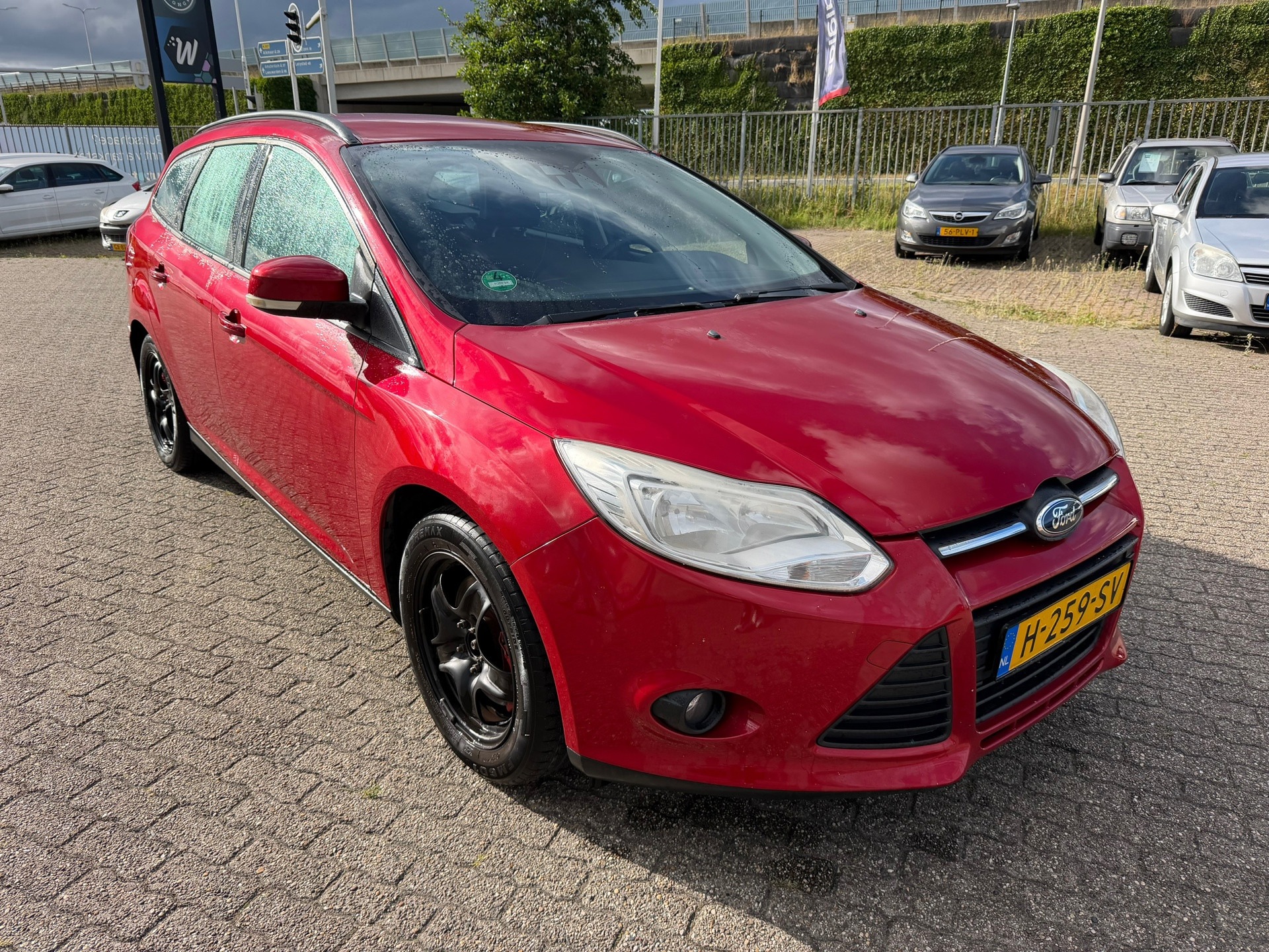 Ford FOCUS Wagon 1.6 TI-VCT Lease Titanium