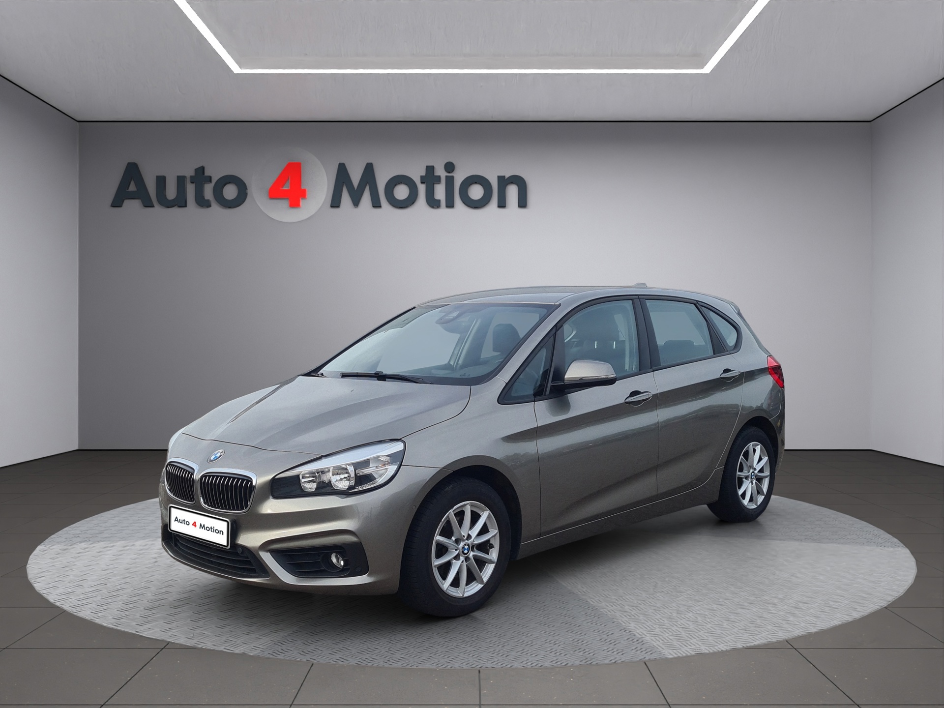 BMW 2 Serie Active Tourer 216d High Executive Met LED I NAVIG I PDC I LEER