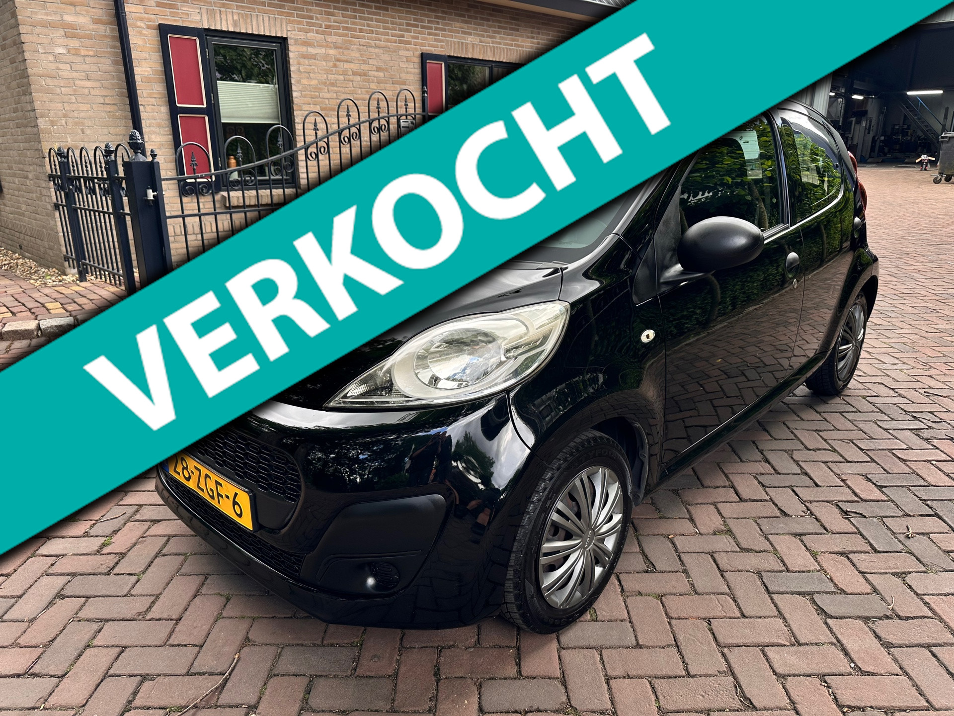 Peugeot 107 1.0 Access Accent – airco , nieuwe banden