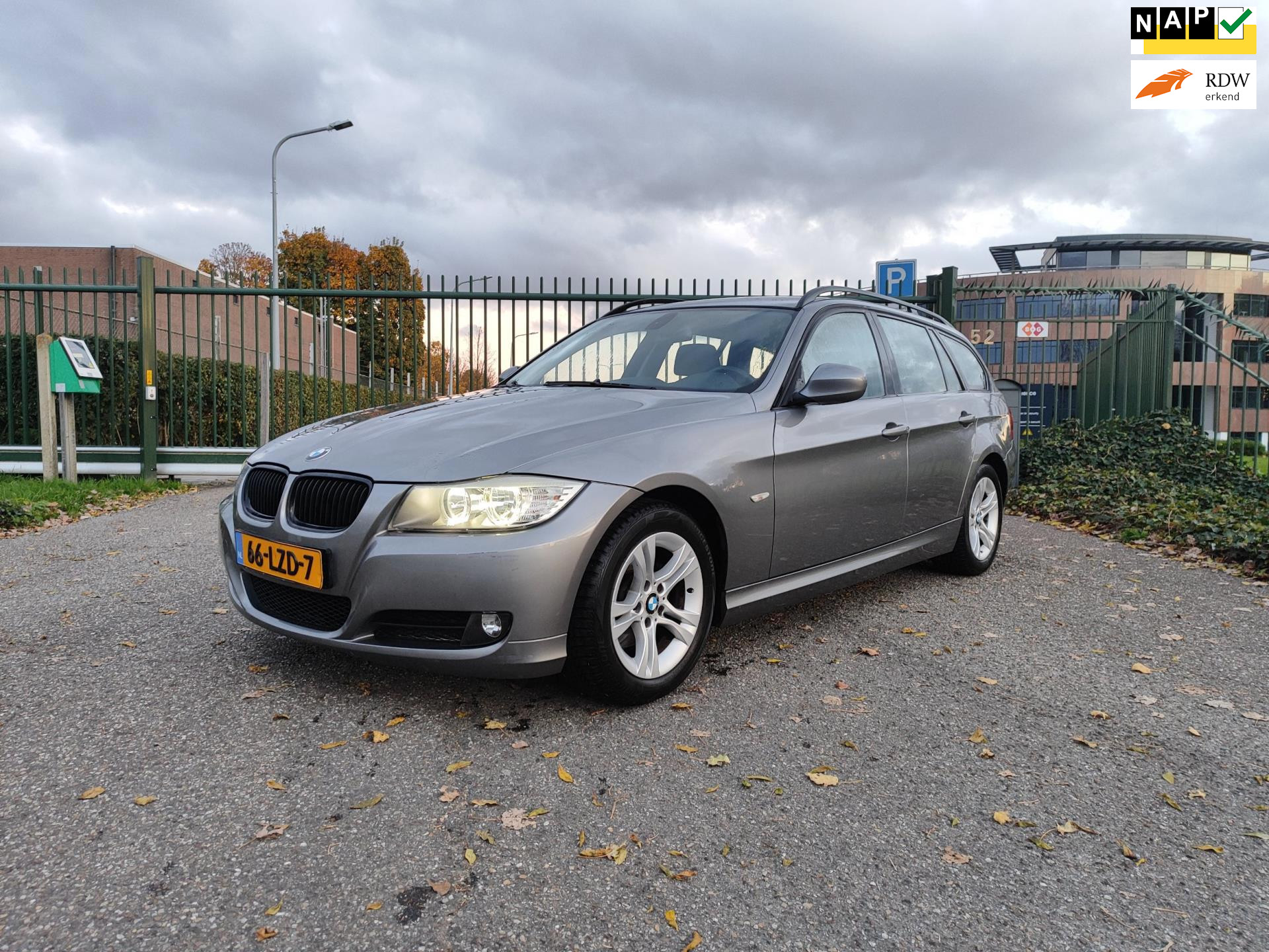 BMW 3 Serie Touring 318i Business Line Airco! Nav! Nap!!!