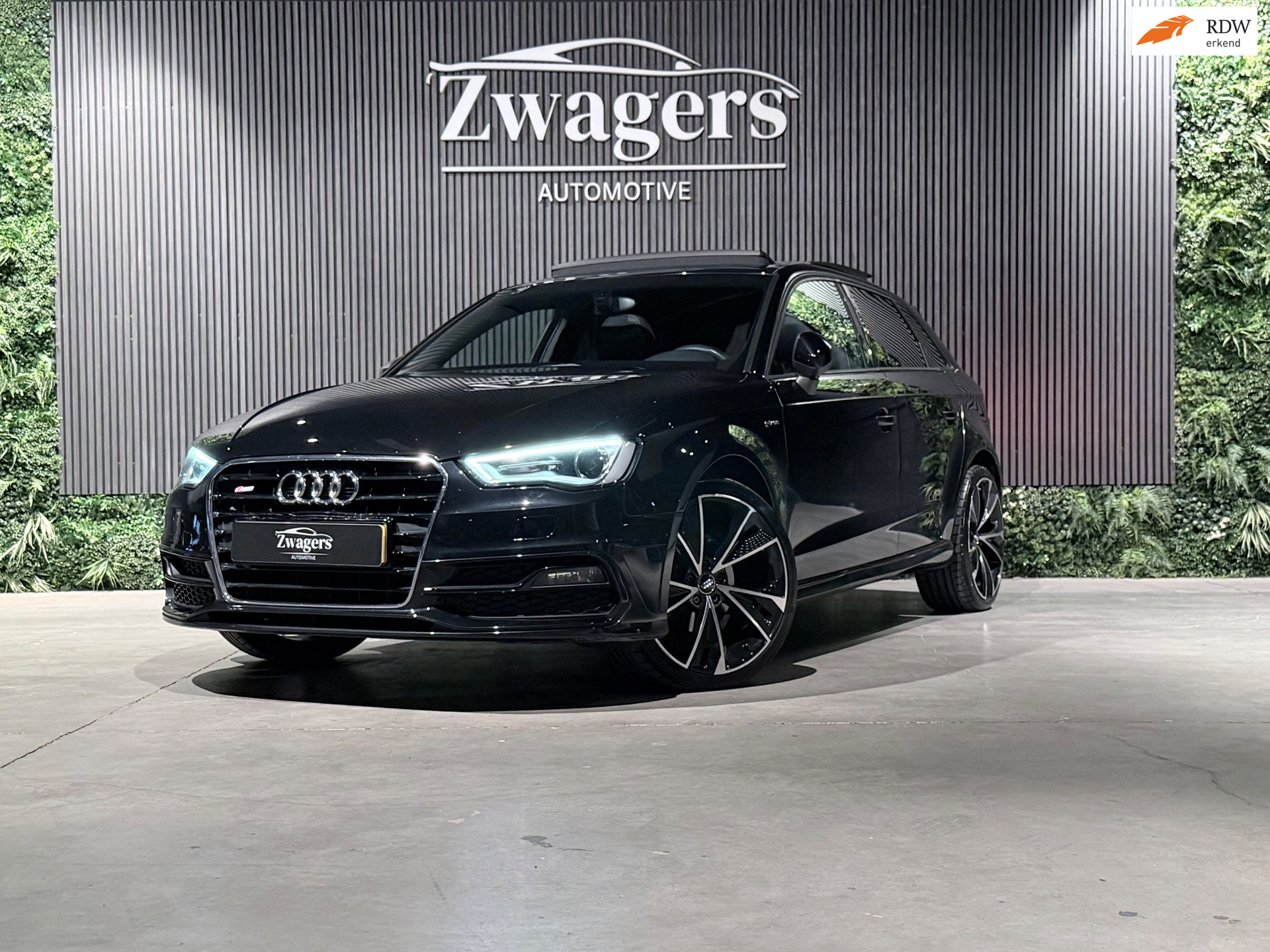 Audi A3 Sportback 1.4 TFSI g-tron | 3x S-line | Pano | Automaat