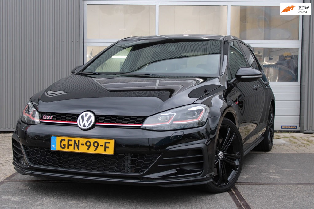Volkswagen Golf 2.0 TSI GTI Performance DSG Pano Virtual