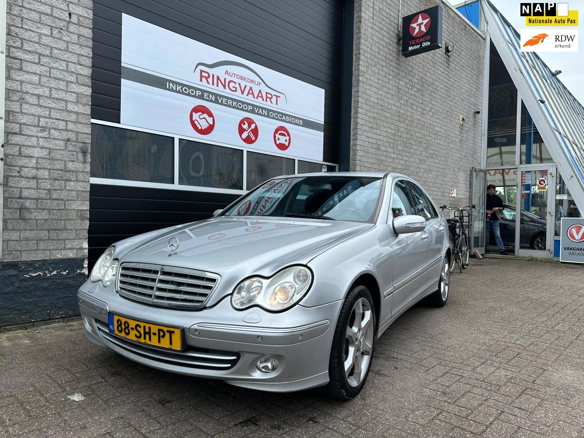 Mercedes-Benz C-Klasse 230 Sport edition Automaatbak DIFECT V6 204 pk Xenon/half leder