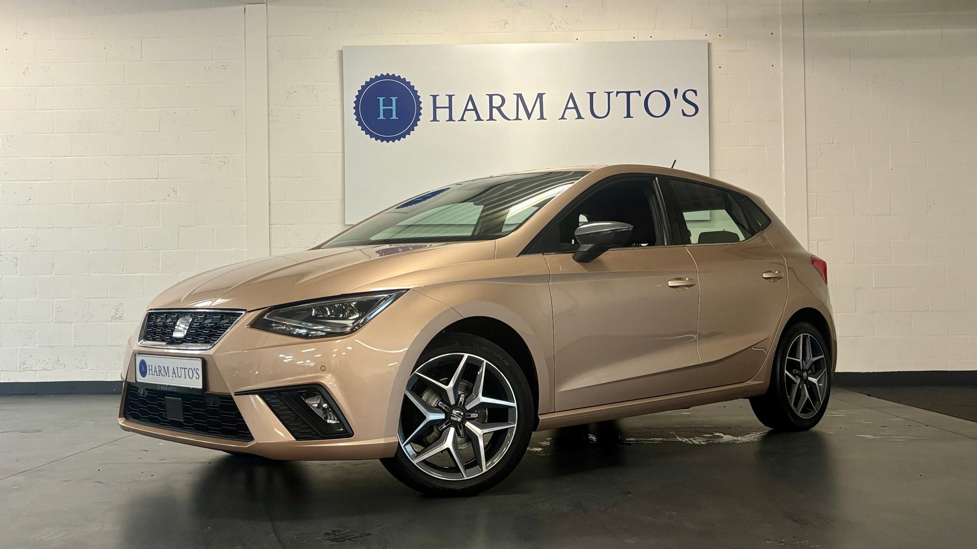 SEAT Ibiza 1.0 TSI Excellence / 116PK / LED / cruise / keyless / apple carplay / PDC