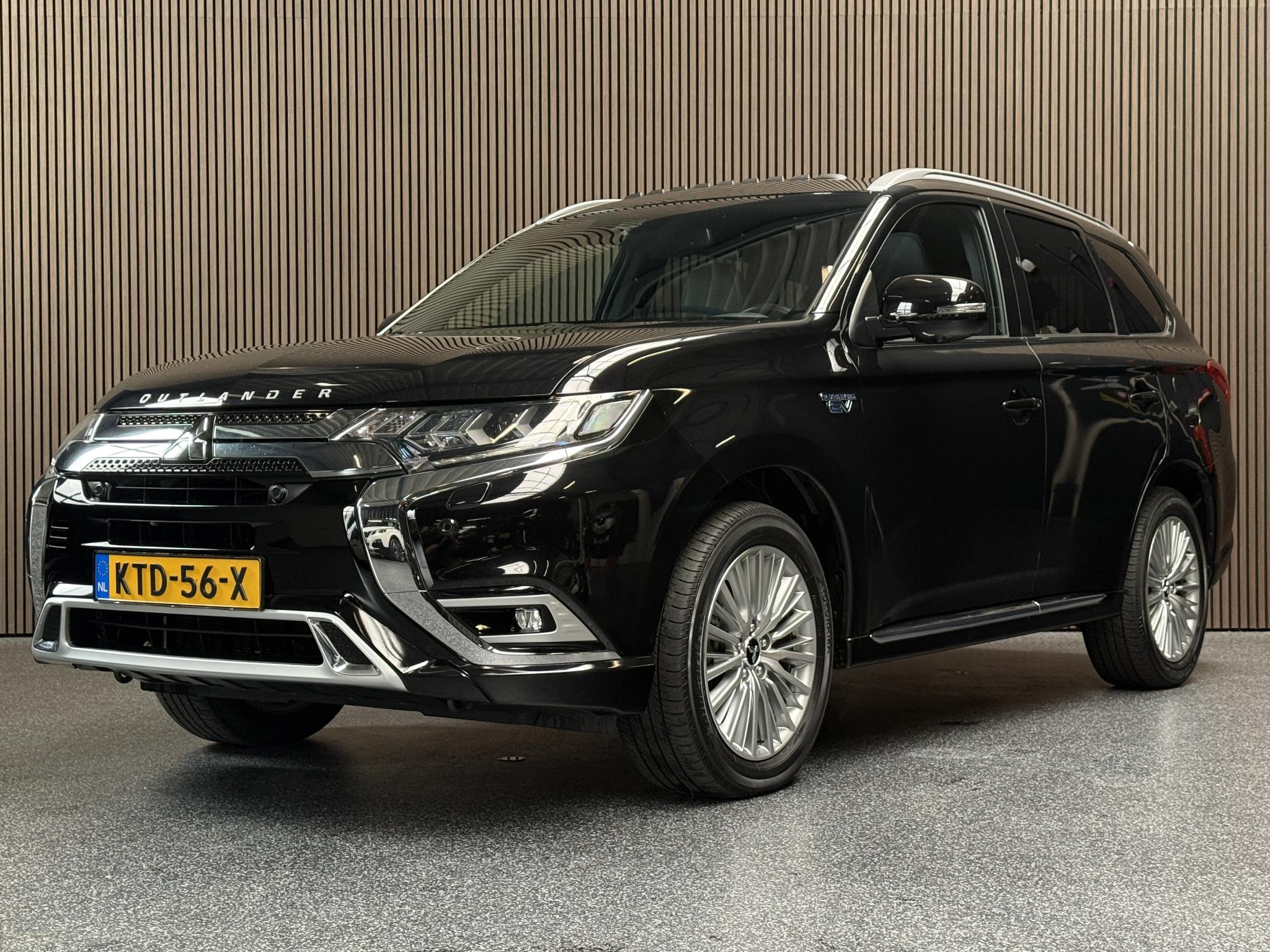 Mitsubishi Outlander 2.4 PHEV Instyle
