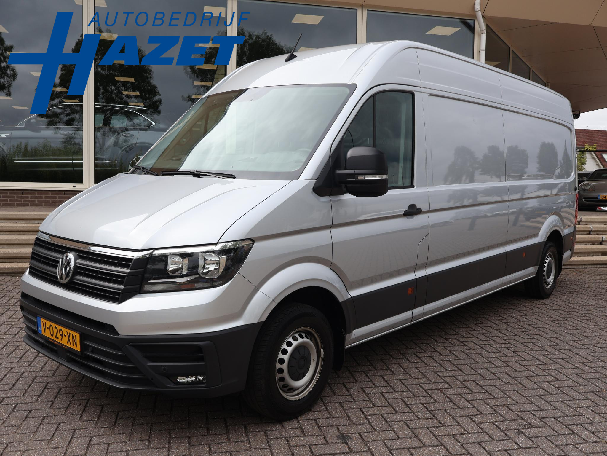 Volkswagen Crafter 35 2.0 TDI 140 PK DSG L4H3 + 3000 KG TREKHAAK