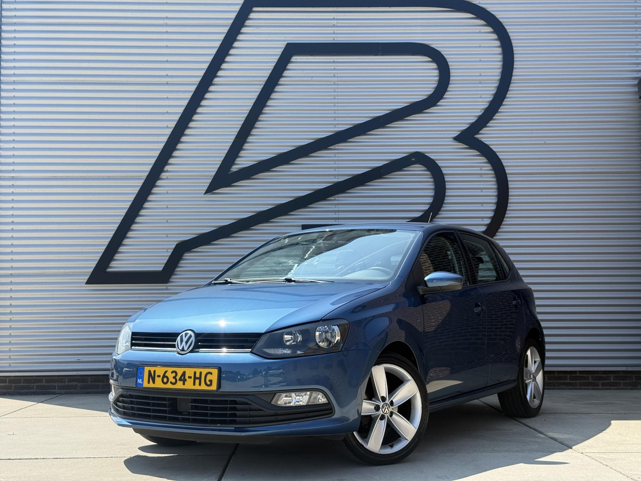 Volkswagen Polo 1.0 Comfortline Business R