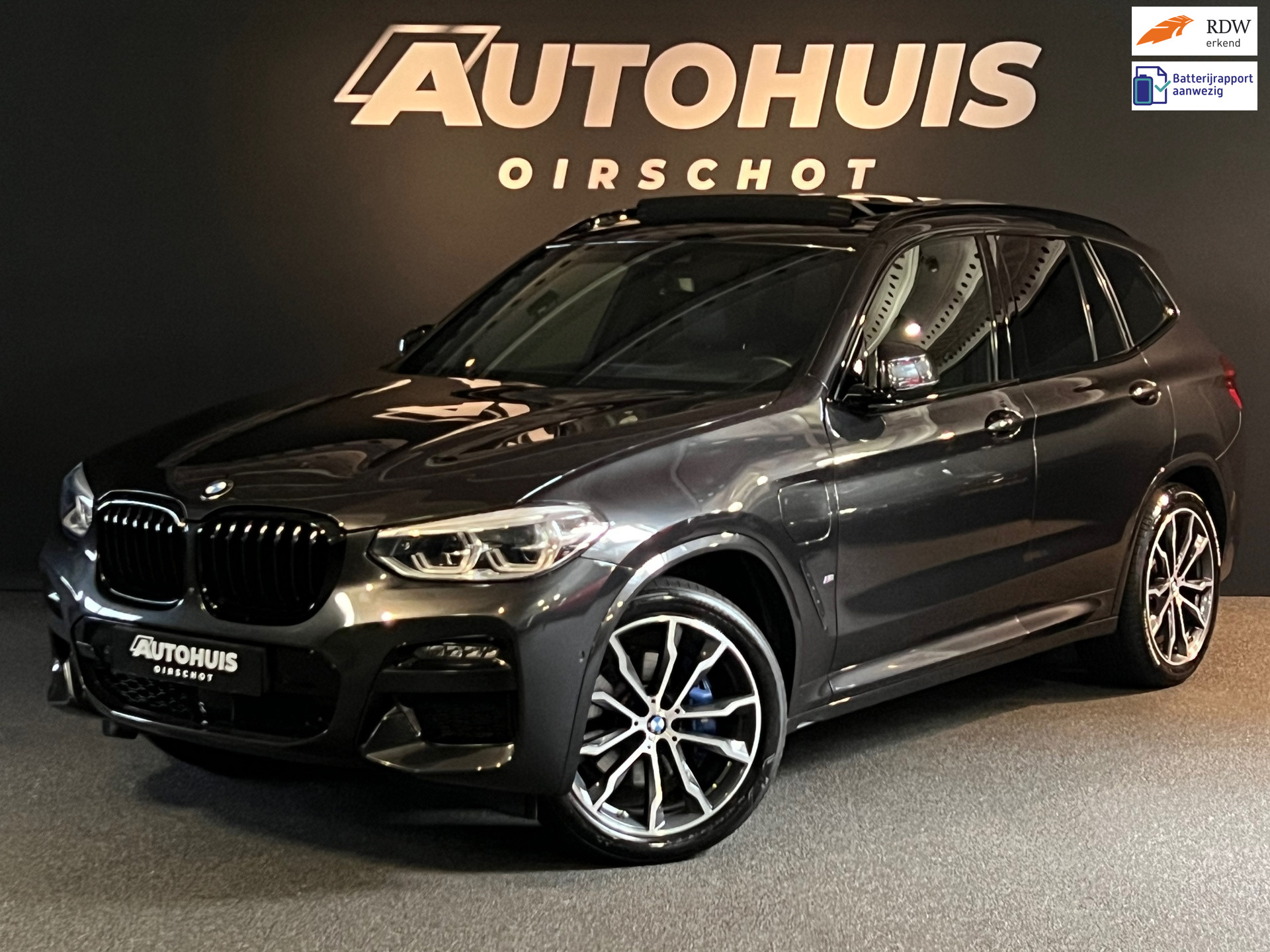 BMW X3 XDrive30e High Executive/M Pakket/ Pano/ Keyless/ ACC/ 360 Camera/ Memory/ Headup/ Trekhaak/ Dodehoek/ M Sport Remmen/ 20″/