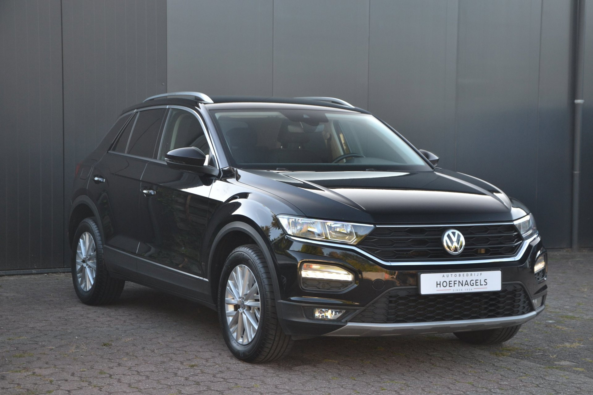 Volkswagen T-Roc 1.5 TSi 150 PK Style * Navigatie * Nette Auto * Automaat *
