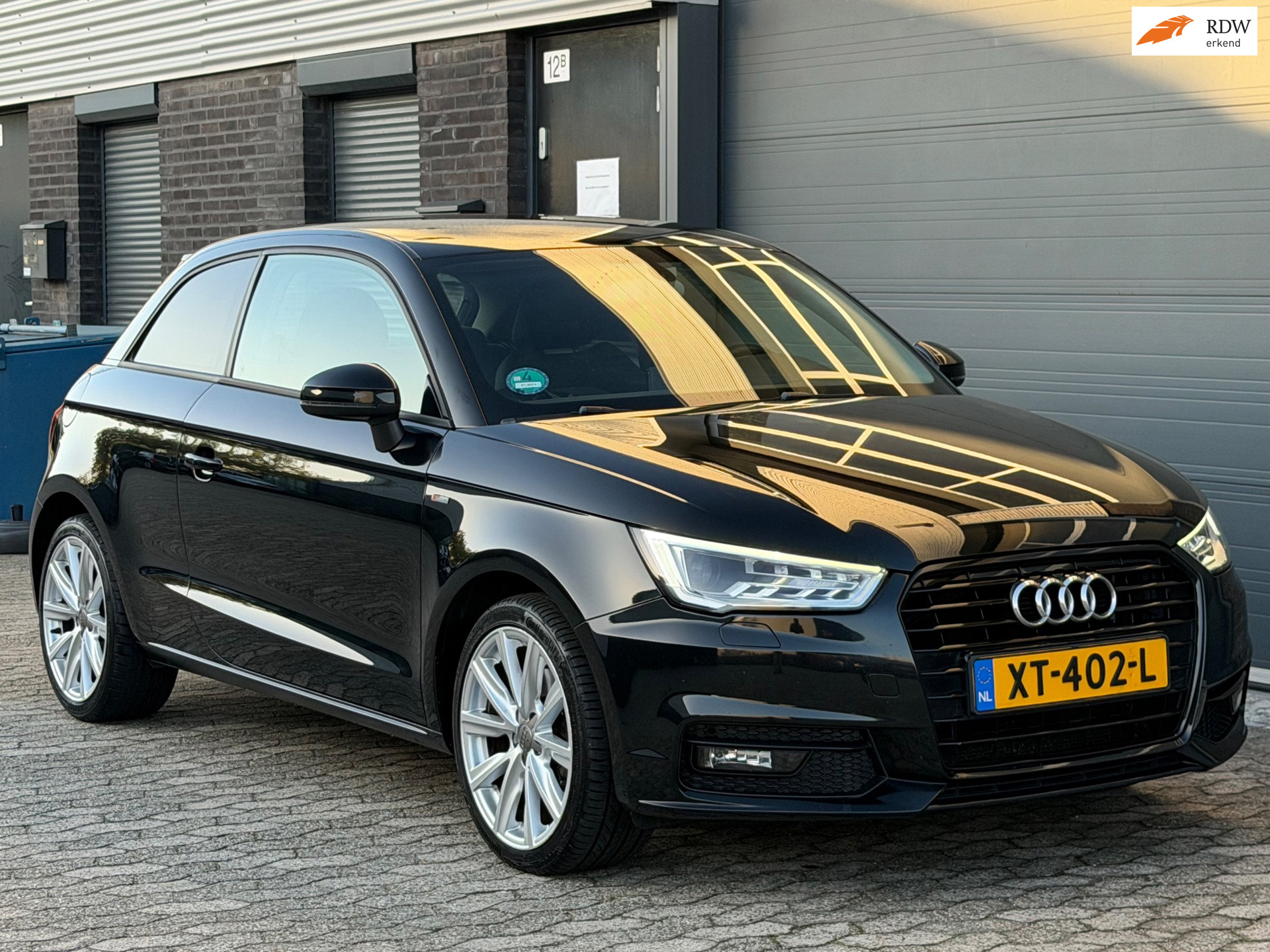 Audi A1 1.4 TFSI Sport S Line NAVI XENON CLIMA LED CRUISE PDC