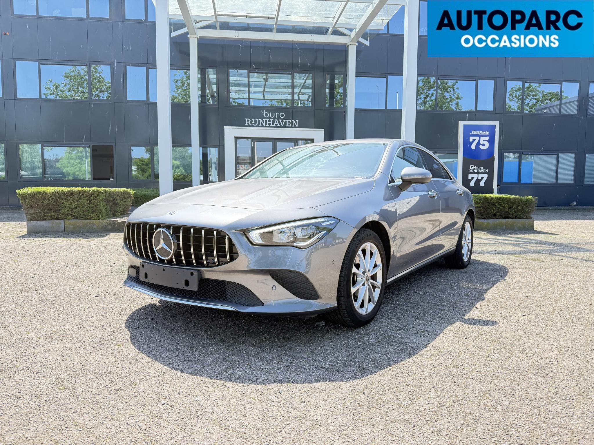 Mercedes-Benz CLA-Klasse 180 Business Solution Essential