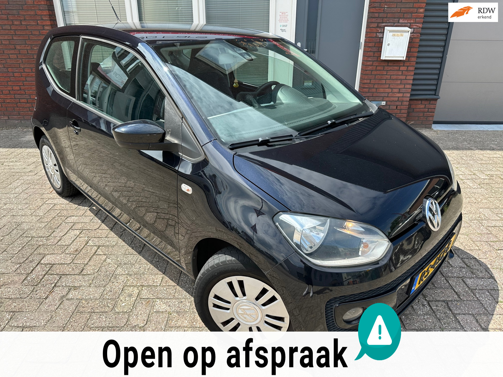 Volkswagen up! 1.0 high up! / Airco / Navi / Cruise / Stoelverw