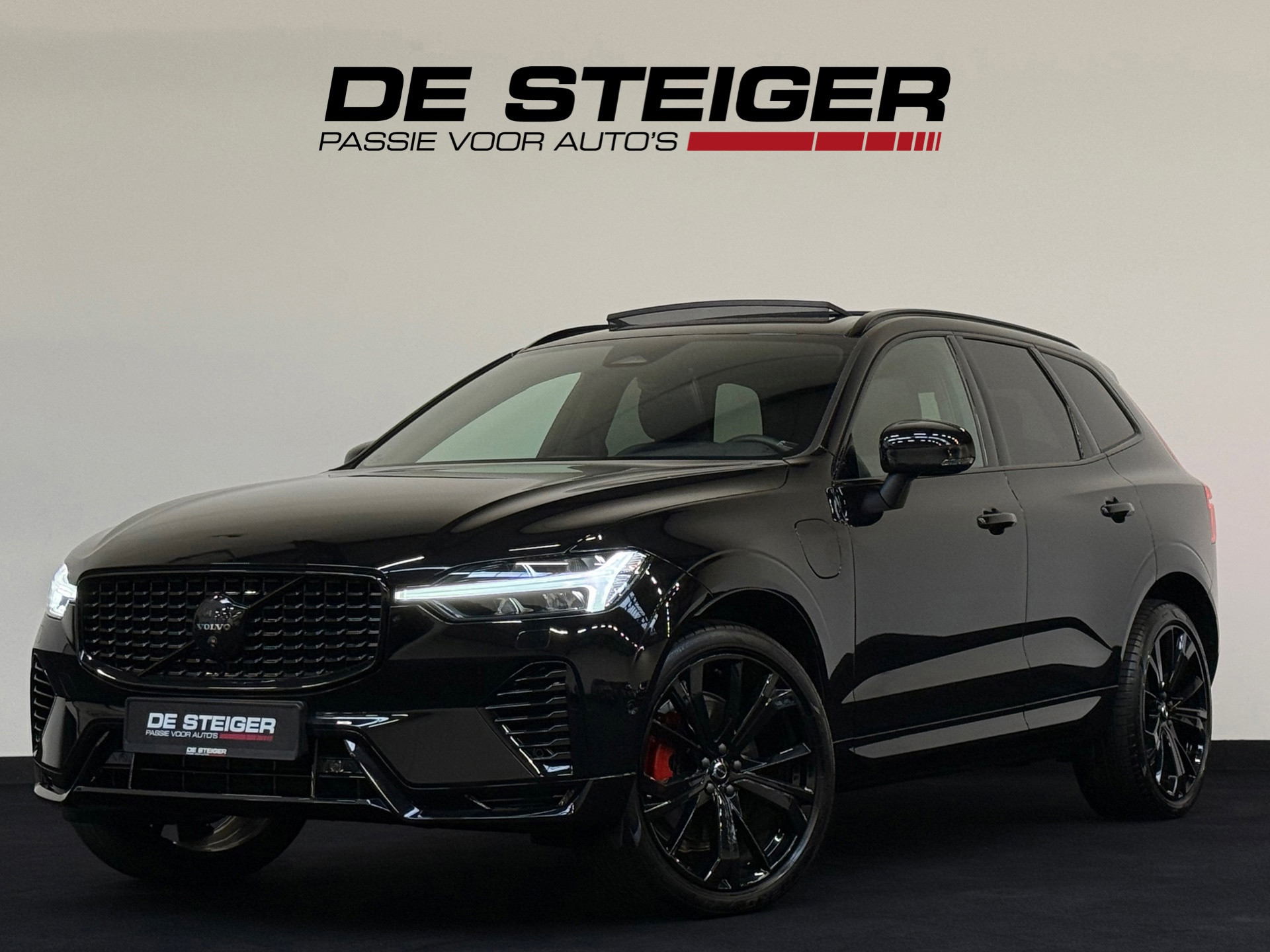 Volvo XC60 2.0 T6 Plug-in hybrid AWD Ultimate Dark Pano ACC Camera